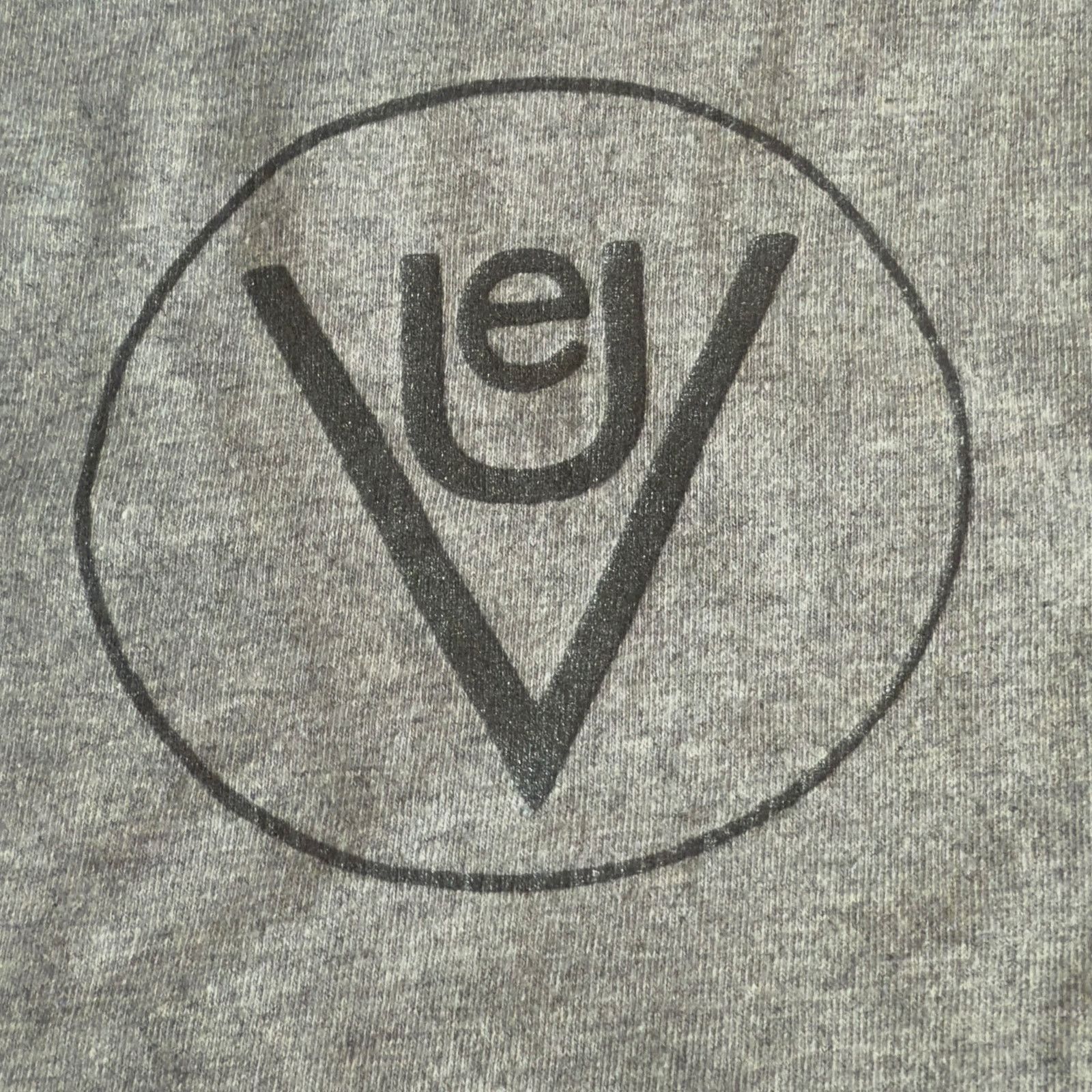 Band Tees Vue Band Y2K Vintage Gray Raglan T-Shirt Size M The Audience Size US M / EU 48-50 / 2 - 2 Thumbnail