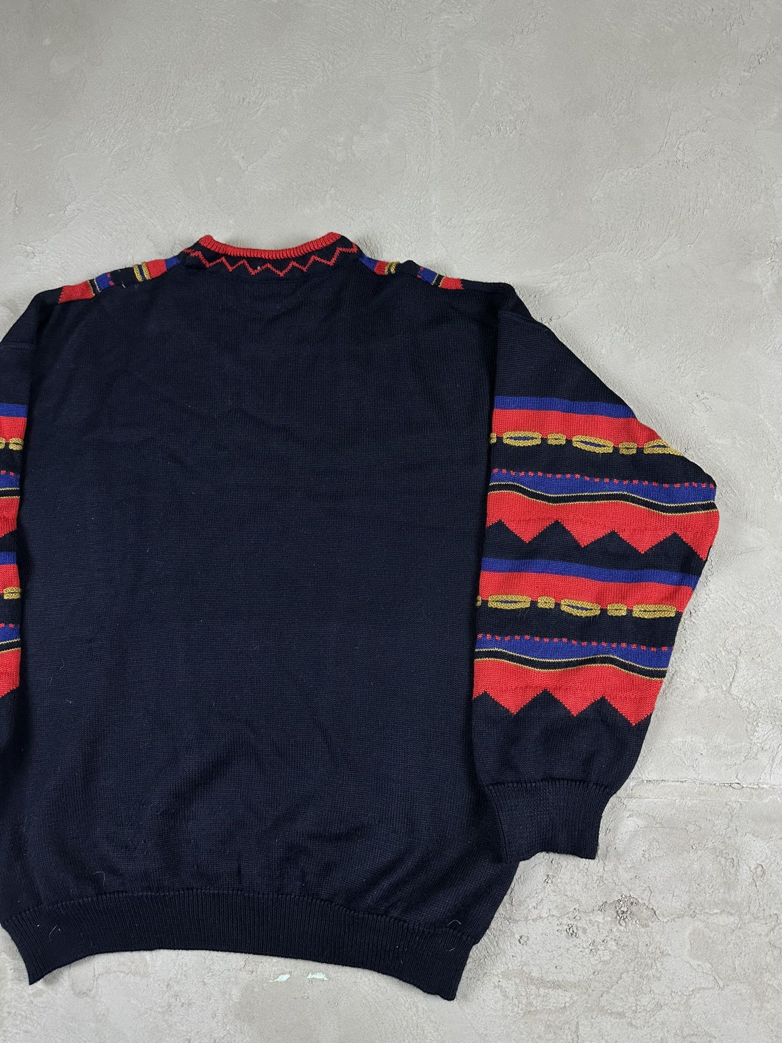 Vintage Vintage 3D Cable Wool Crazy Abstract Boxy Knit Sweater Size US L / EU 52-54 / 3 - 11 Thumbnail