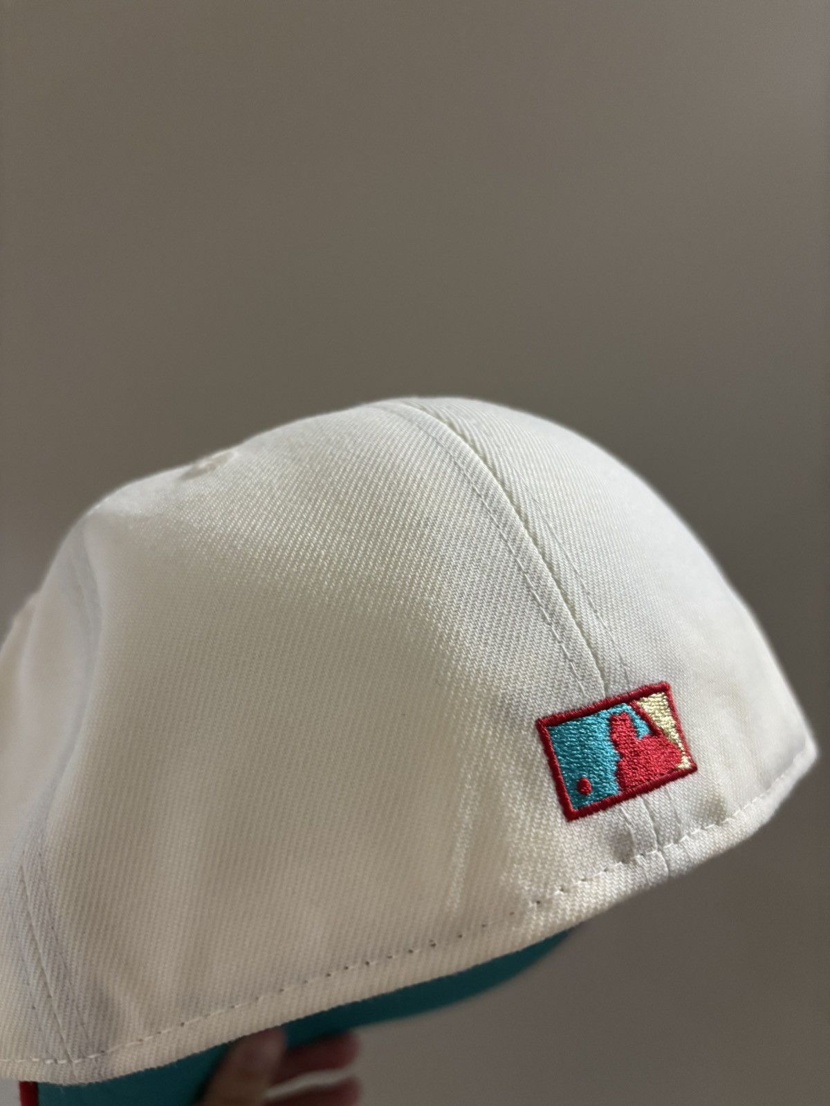 New Era Sz. 7 1/8- Chicago White Sox New Era Fitted Size ONE SIZE - 3 Thumbnail