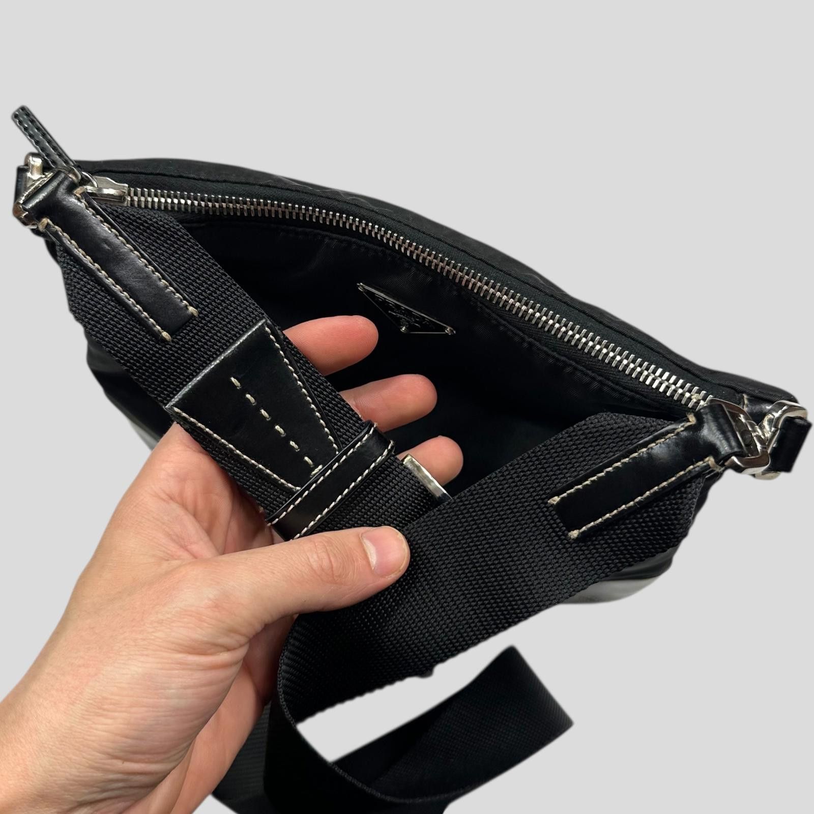 Prada Prada Milano 00’s Nylon & Patent Leather Crossbody Bag Size ONE SIZE - 5 Thumbnail