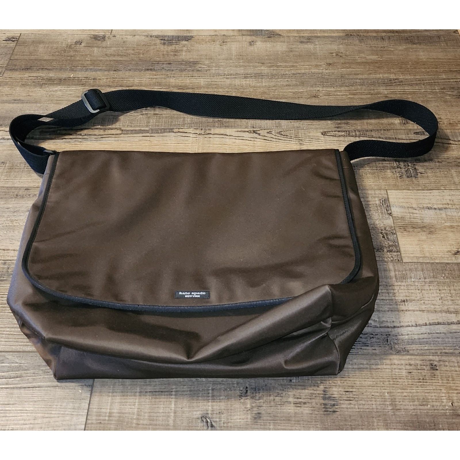 Kate Spade VTG KATE SPADE Brown Messenger Bag. Read Desc. Box 15 Size ONE SIZE - 2 Thumbnail