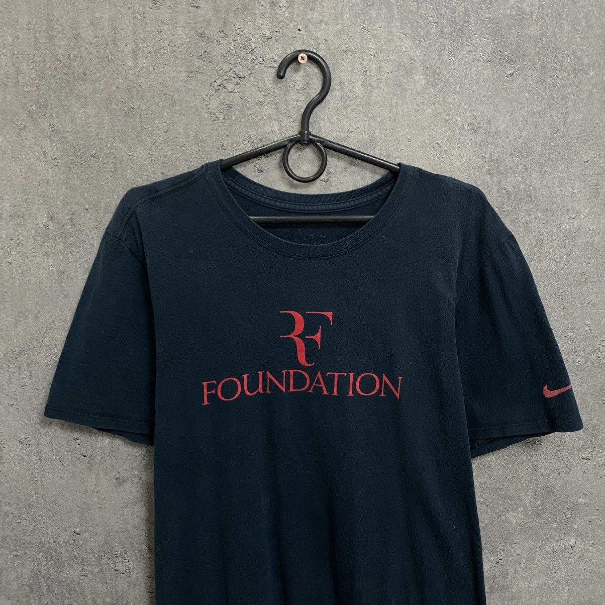 Nike Vintage Nike Roger Federer T-Shirt Big Logo Tee Y2K Size US L / EU 52-54 / 3 - 5 Thumbnail