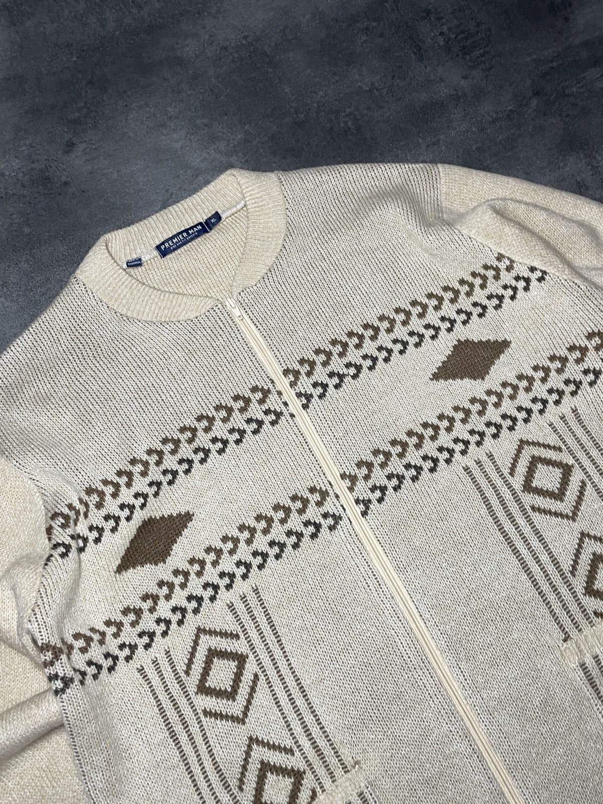 Vintage Vintage Y2K Zip Sweater Cozy Streetwear Hype Rare Size US XL / EU 56 / 4 - 2 Thumbnail