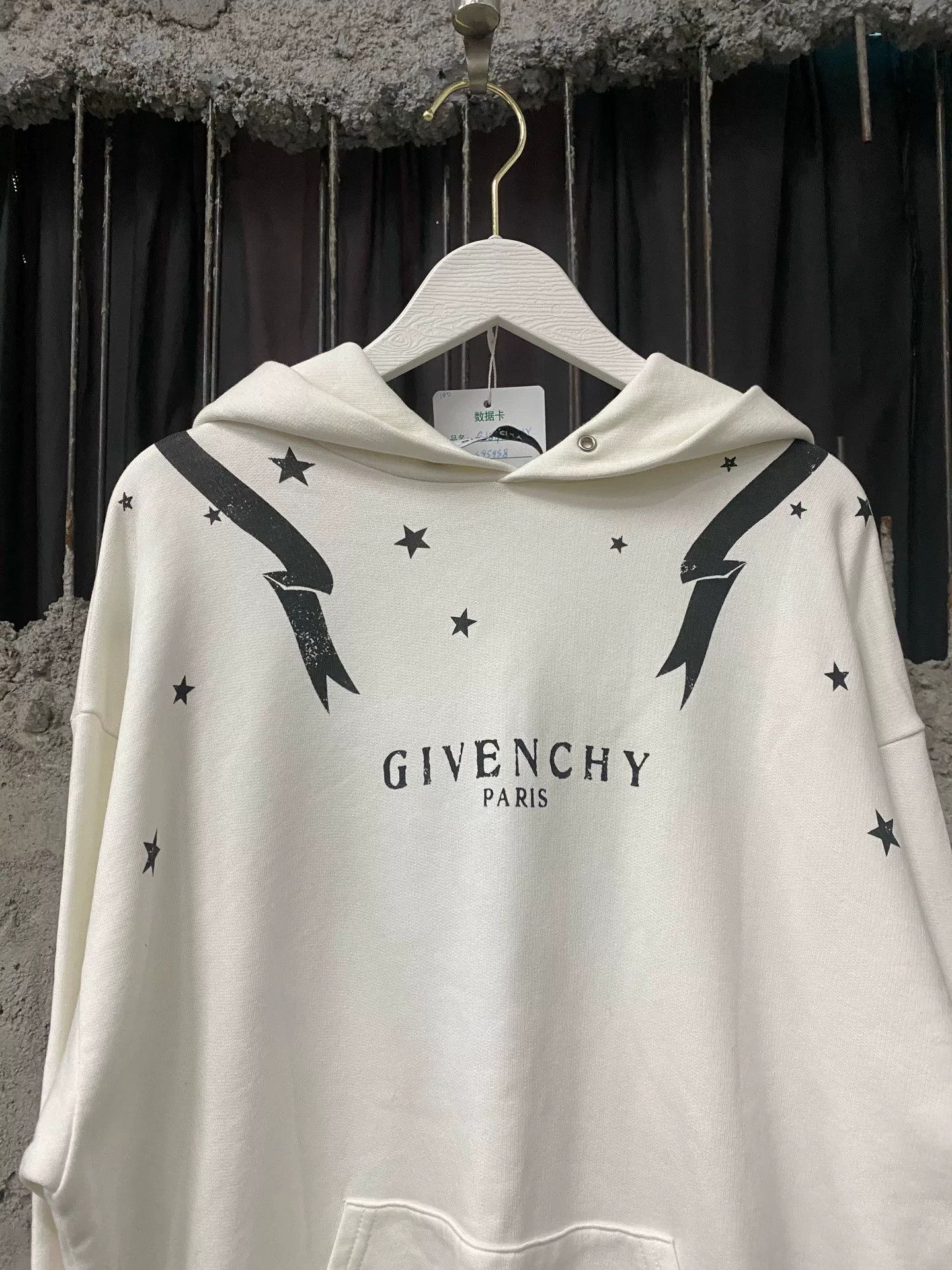 Givenchy Givenchy White Hoodie Size US M / EU 48-50 / 2 - 3 Thumbnail