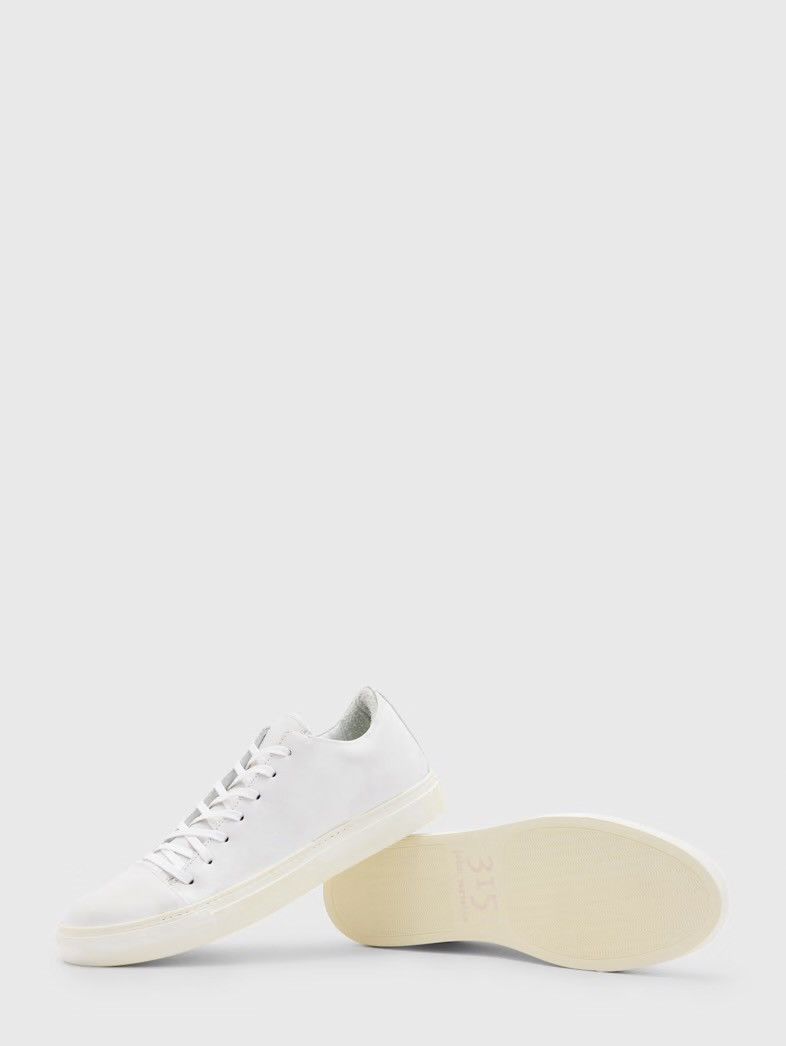 John Varvatos Reed low top sneaker size 9 Size US 9 / EU 42 - 9 Thumbnail