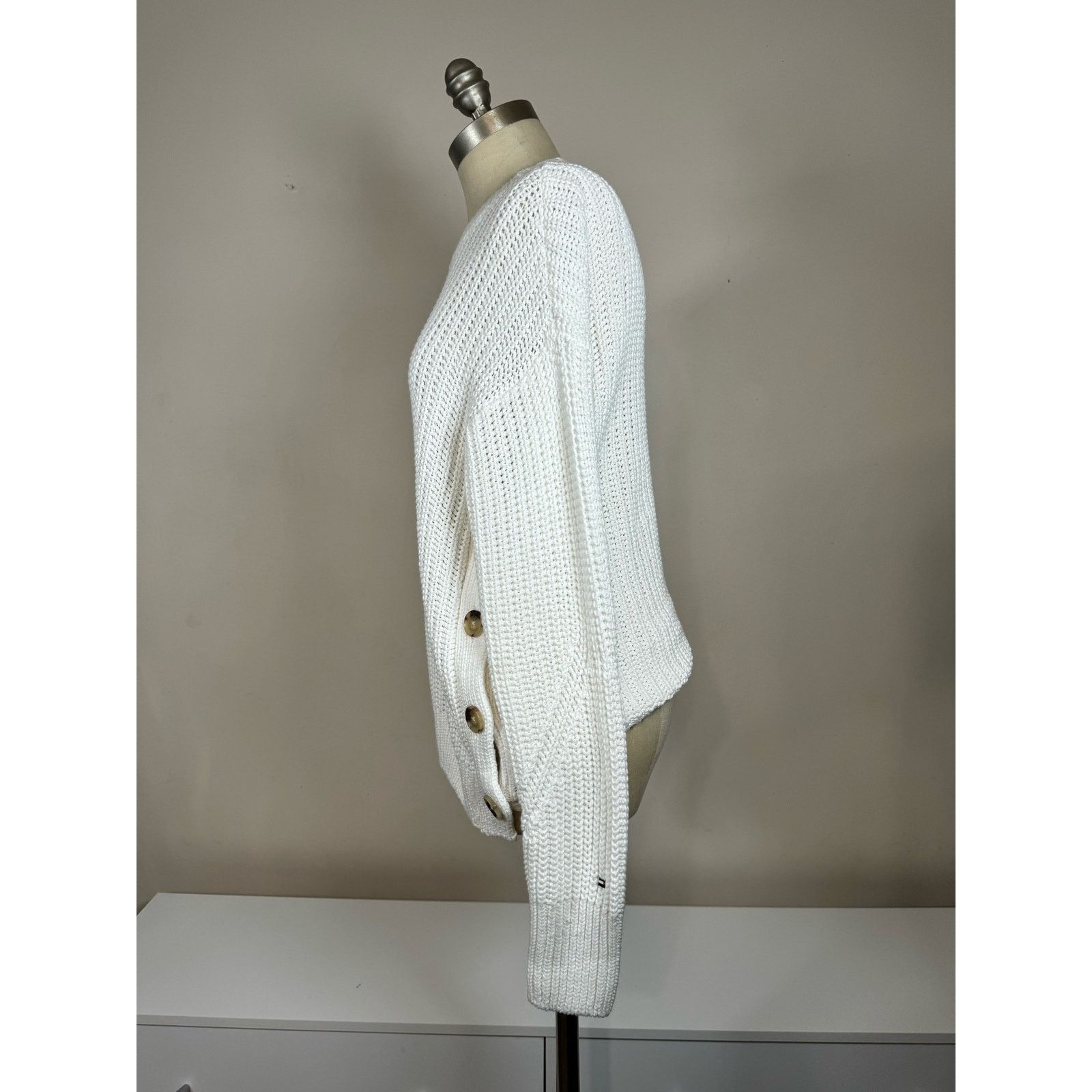 Tommy Hilfiger Tommy Hilfiger Side-Button Crewneck Sweater Women’s Medium Size M / US 6-8 / IT 42-44 - 3 Thumbnail