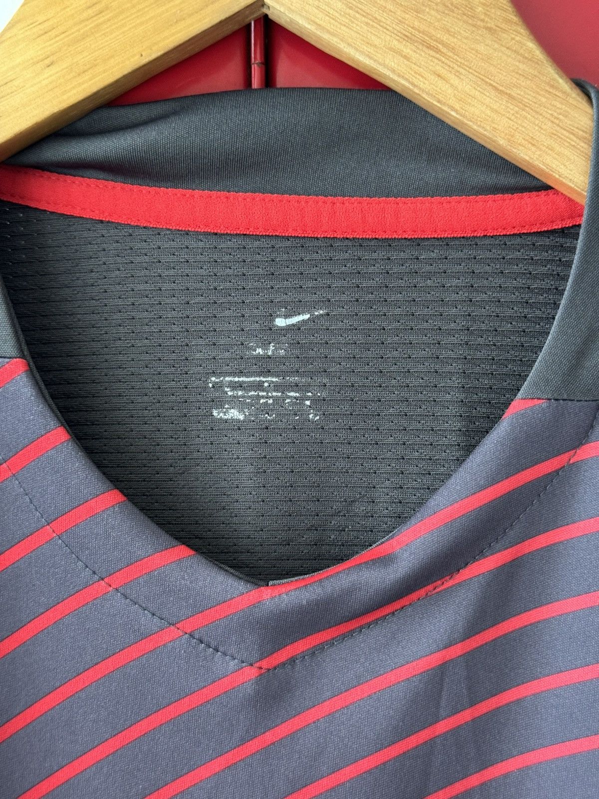 Nike Vintage Nike Total 90 00‘s Training Jersey Size US M / EU 48-50 / 2 - 8 Thumbnail
