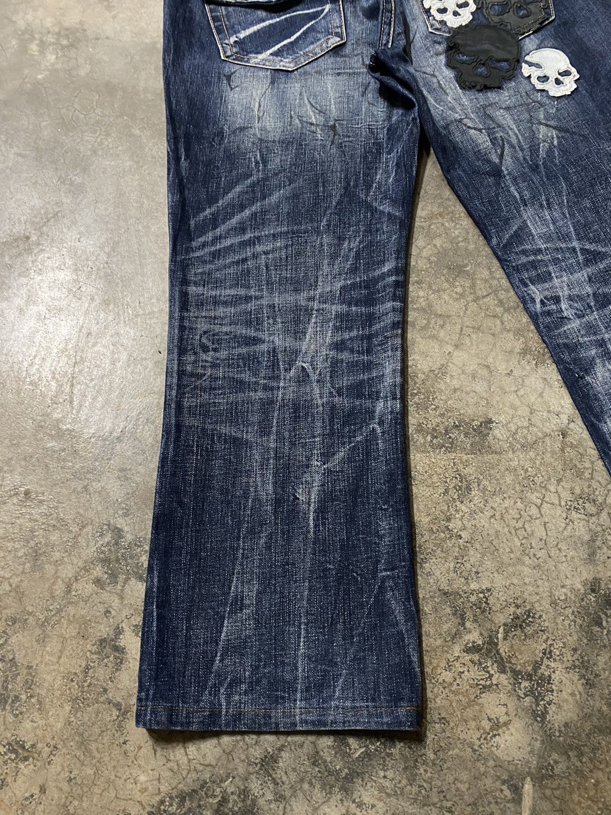 If Six Was Nine × Japanese Brand × Tornado Mart Baggy Jeans Cloud72 Skull Patch Distressed Design Size US 36 / EU 52 - 3 Thumbnail