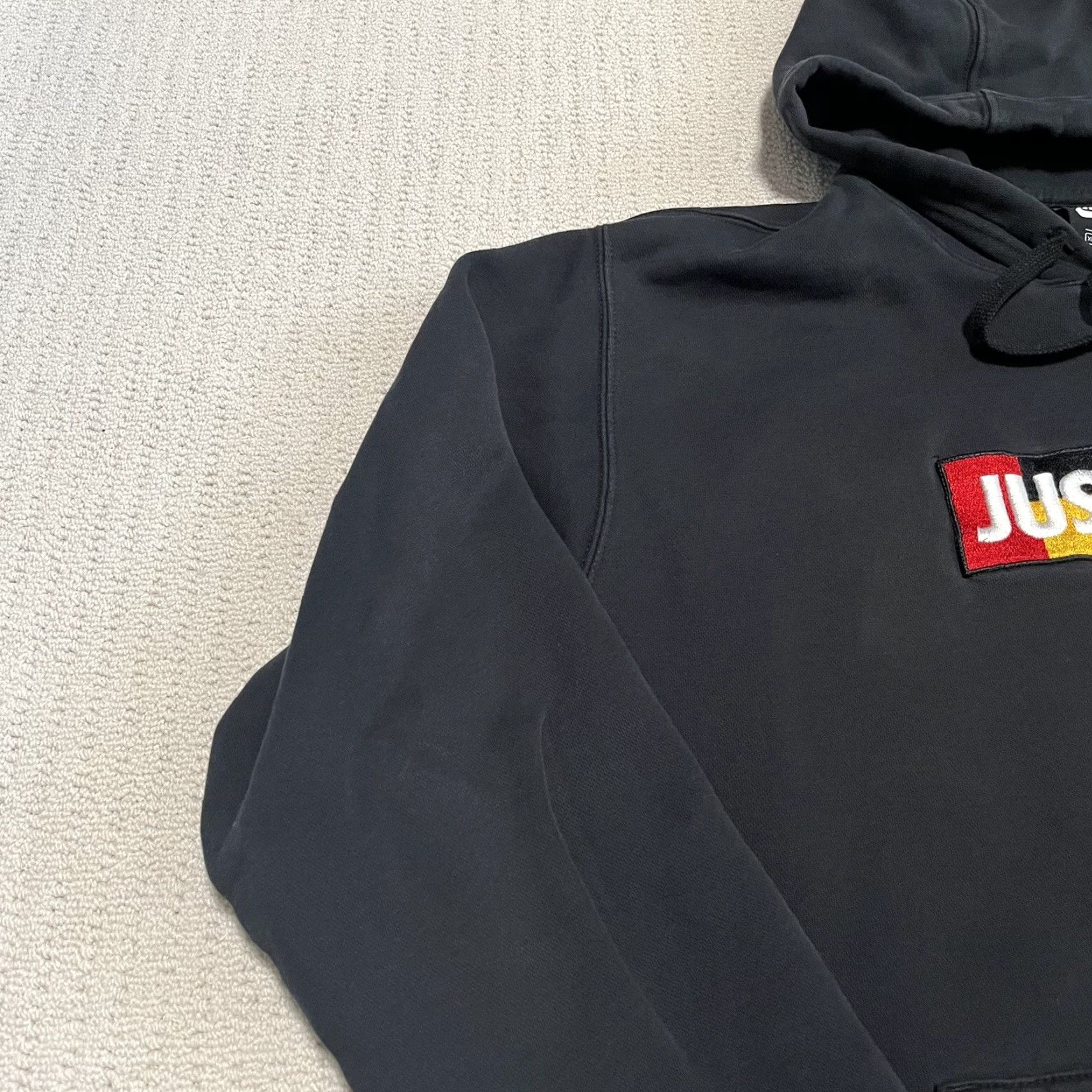 Nike VINTAGE Nike Hoodie Mens XL Pullover Hooded Sweatshirt Logo Just Do It Black Size US XL / EU 56 / 4 - 5 Thumbnail
