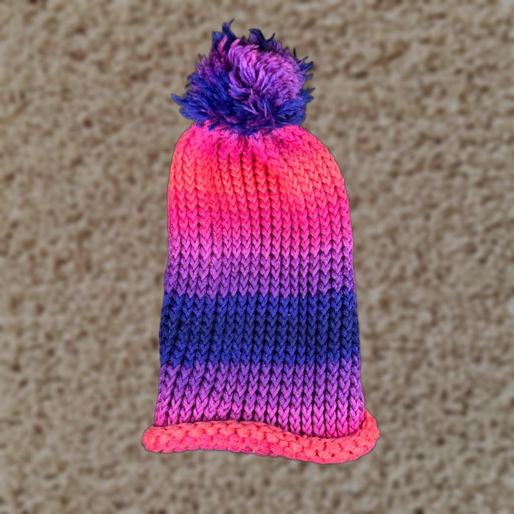 Vintage Ombre Beanie Toque Adult One Size Blue Pink Knit Acrylic Ski Pom Outdoor Beanie Unisex Adults Knit Size ONE SIZE - 1 Thumbnail