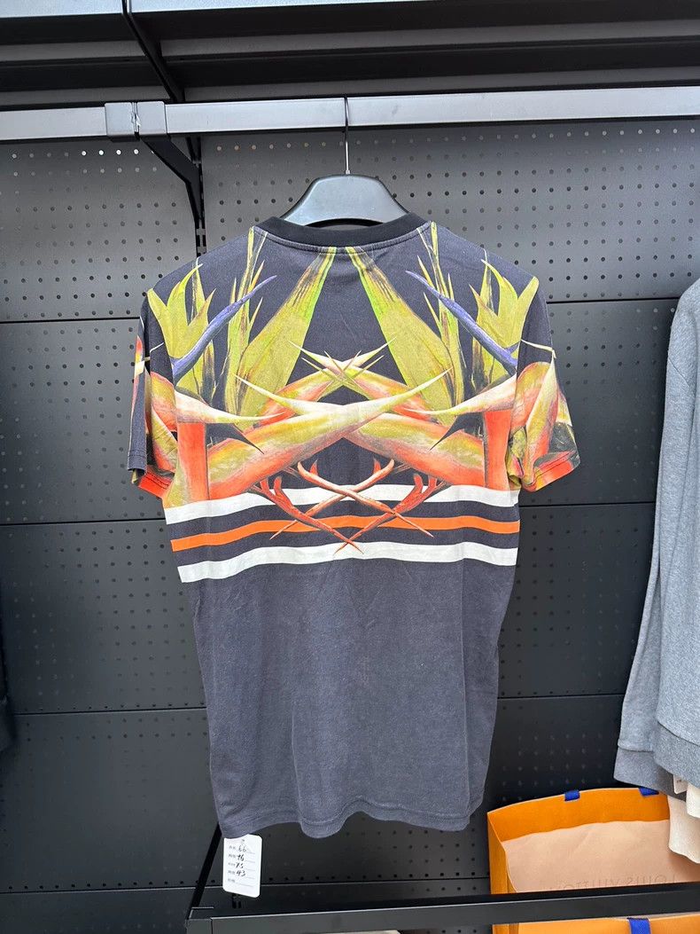 Givenchy Givenchy Half Body Paradise Bird Short Sleeve T-Shirt, XS Size US XS / EU 42 / 0 - 2 Thumbnail