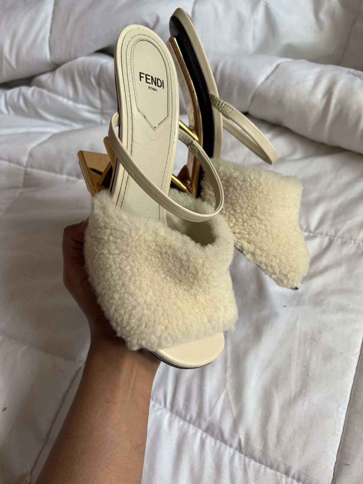 Fendi Fendi Lamb Fur and Calfskin Leather Heels Size US 7 / IT 37 - 8 Thumbnail