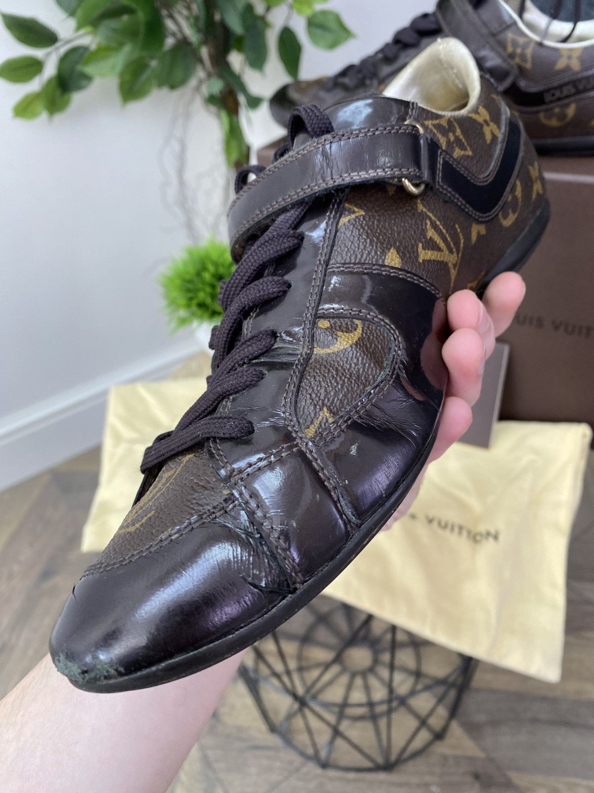 Louis Vuitton Vintage Louis Vuitton Brown Monogram Sneakers Size US 8.5 / IT 38.5 - 9 Thumbnail