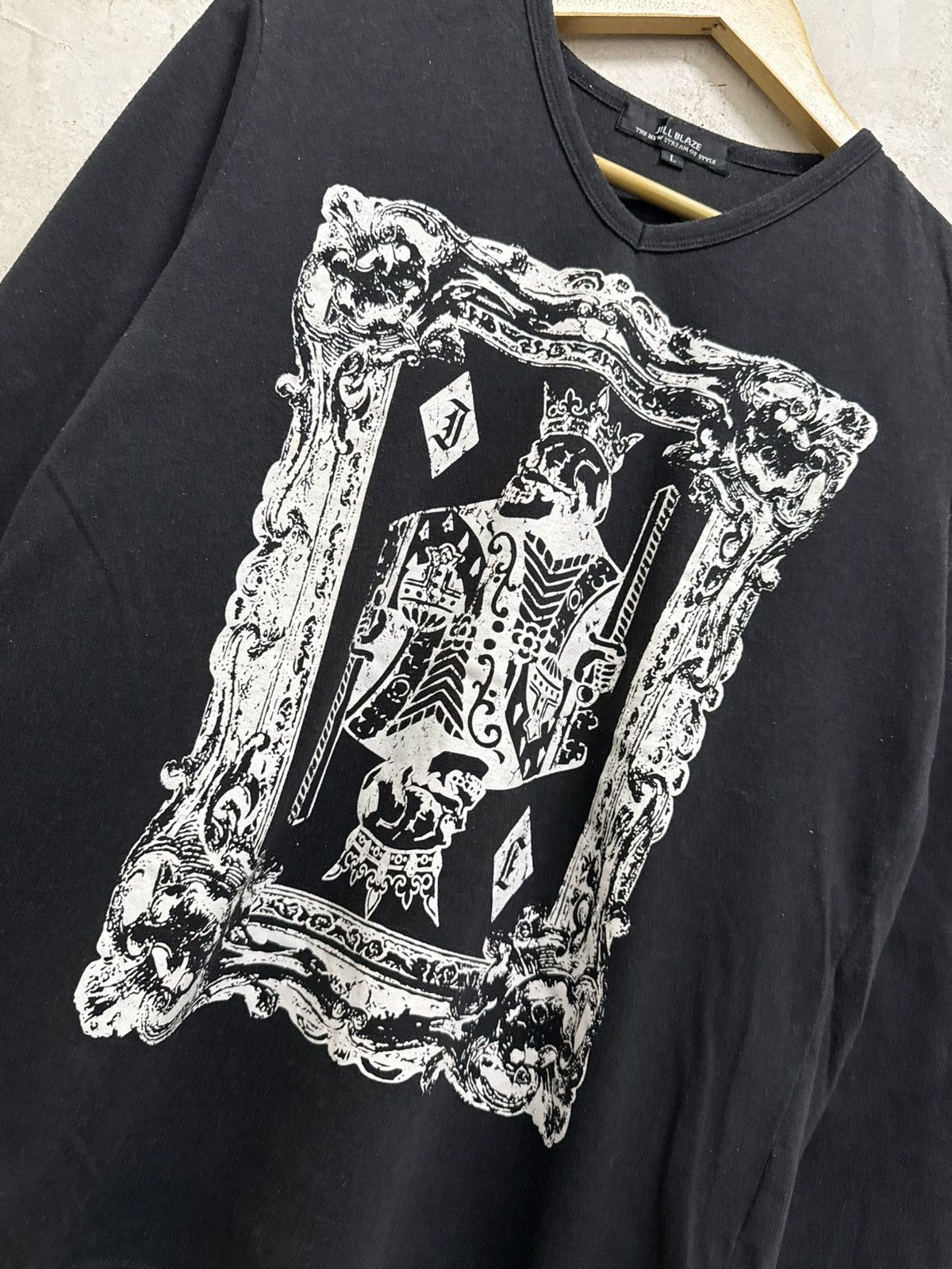 KMRii 2000s Poker Bone And Skulls Gothic LS Tees Size US S / EU 44-46 / 1 - 2 Thumbnail