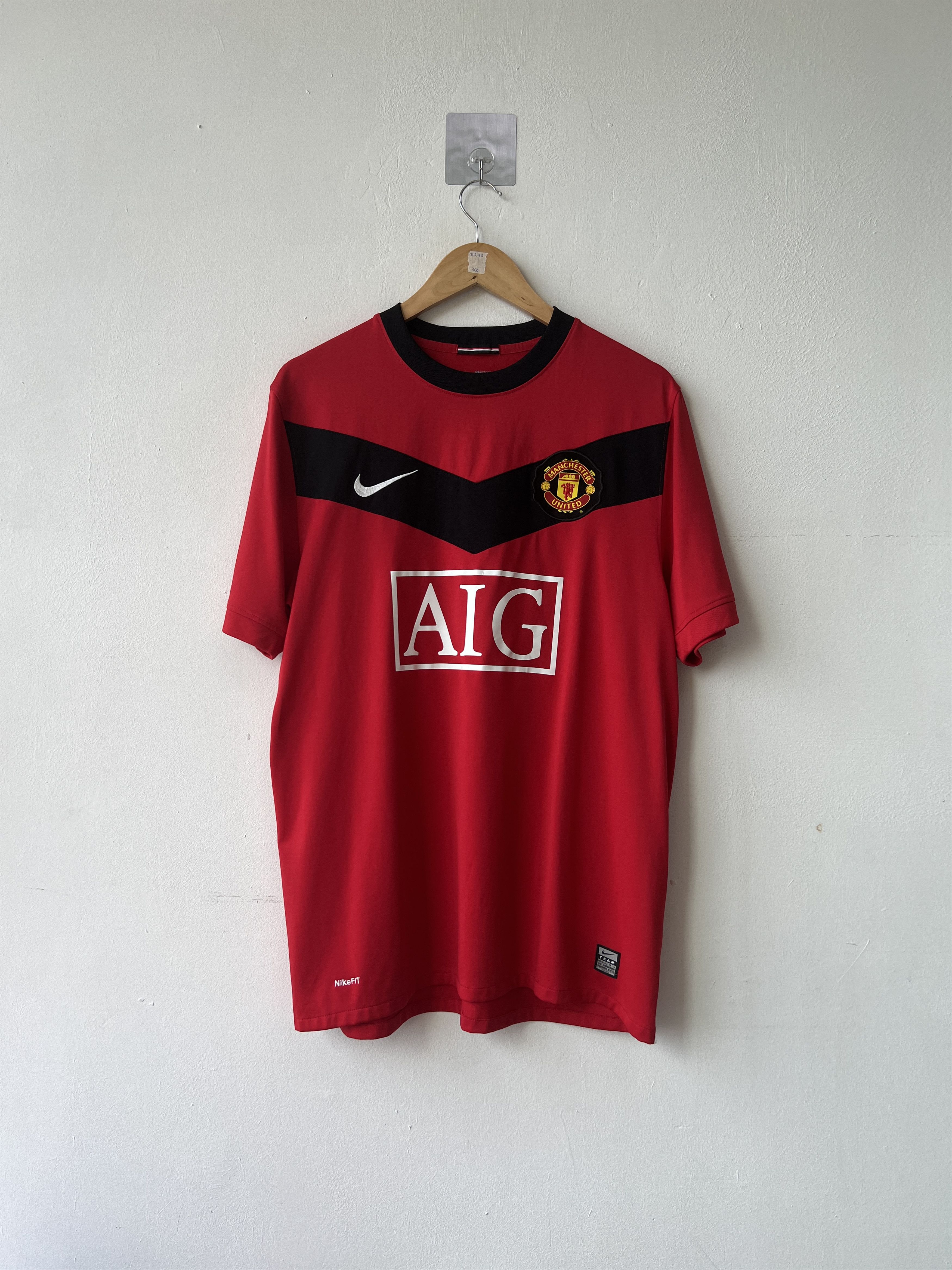 Nike (L) Manchester United 2009-10 Home Kit Rooney #10 Size US L / EU 52-54 / 3 - 2 Thumbnail
