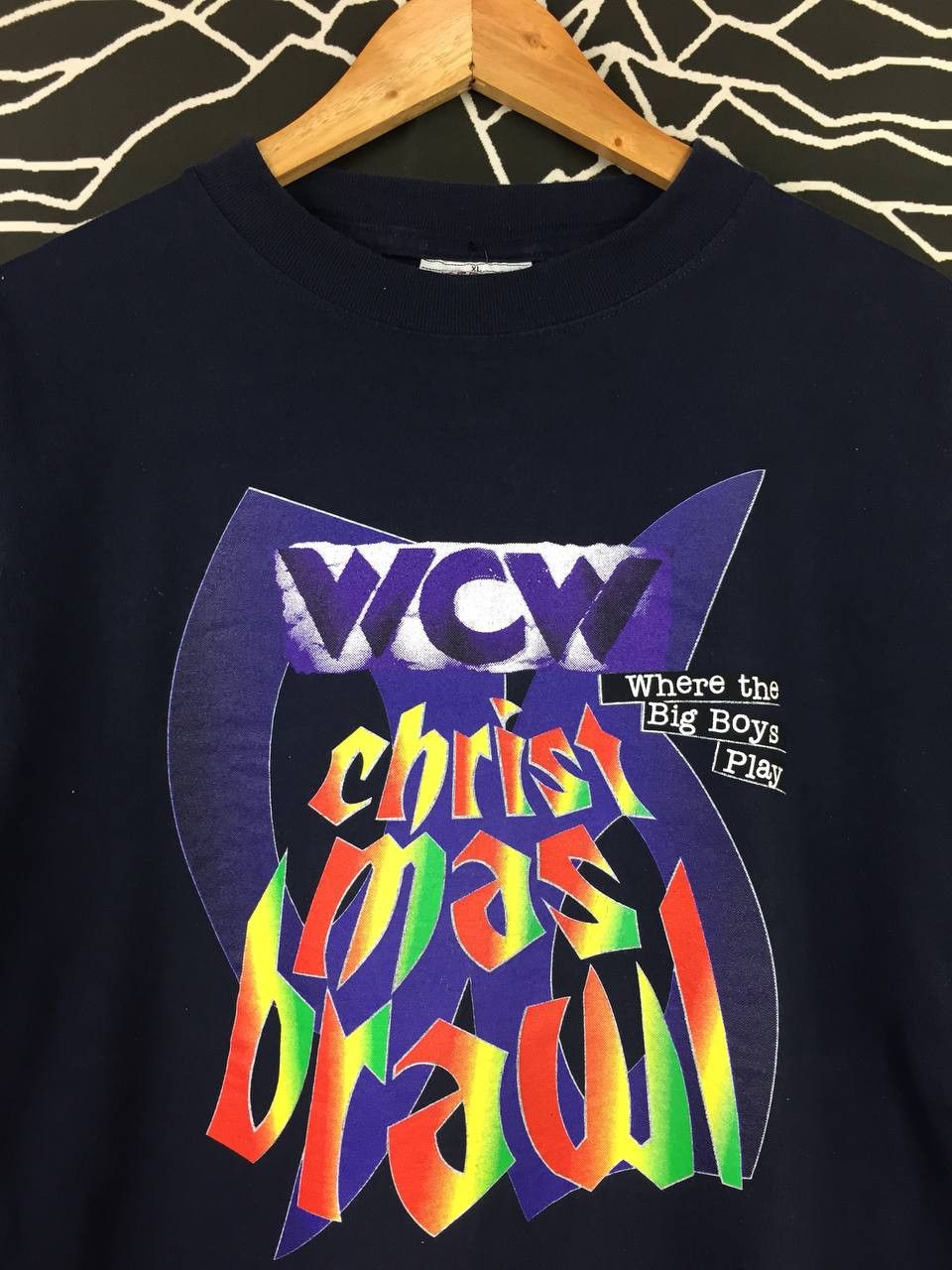 Vintage Vtg 90s WCW Christmas Brawl Where The Big Boys Plays VIP Tee Size US L / EU 52-54 / 3 - 3 Thumbnail
