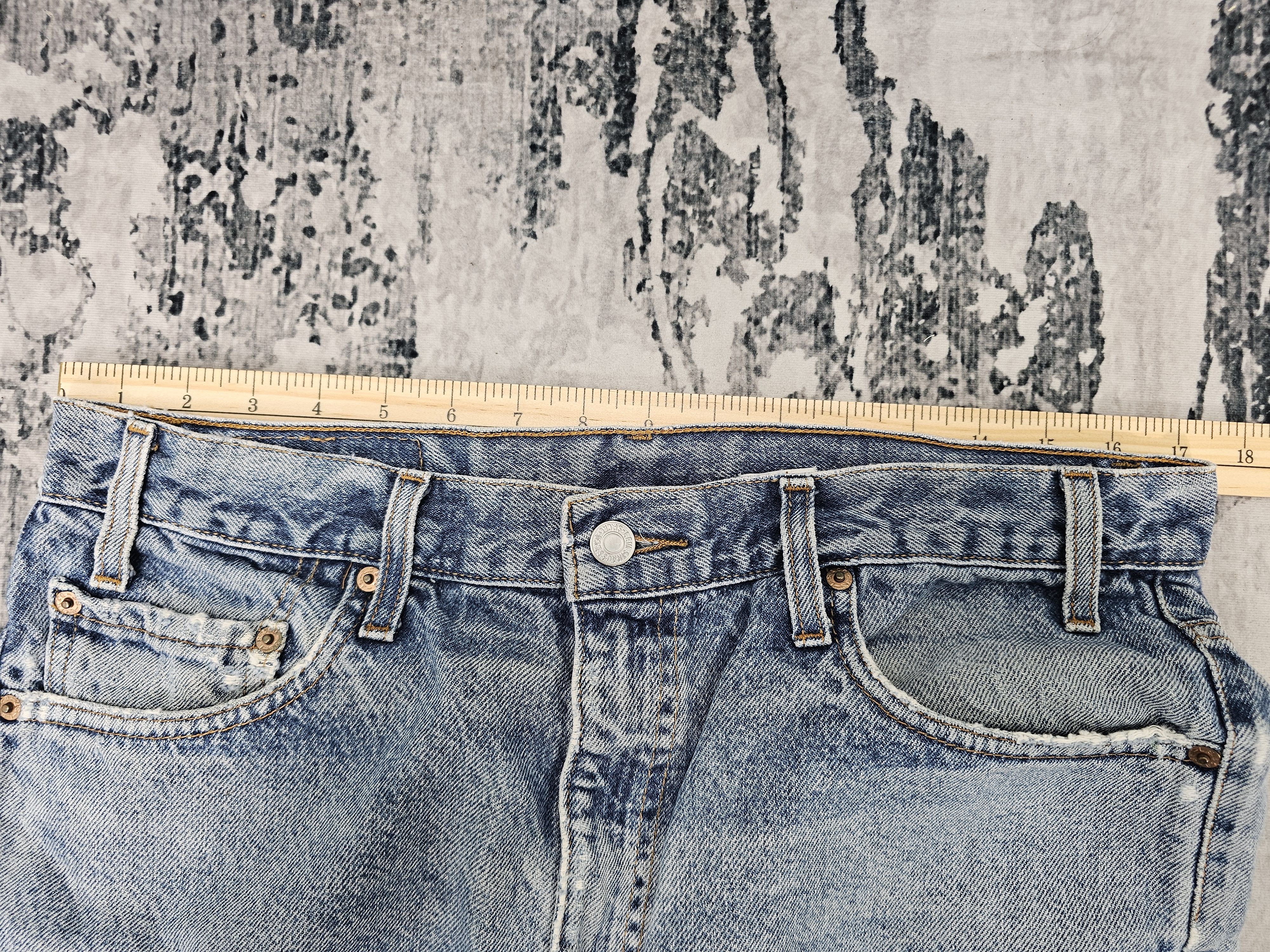 Levi's Vintage Clothing Vtg 90's LEVIS 517 Boot Cut Flare Made In USA Ripped L0534 Size US 34 / EU 50 - 19 Thumbnail