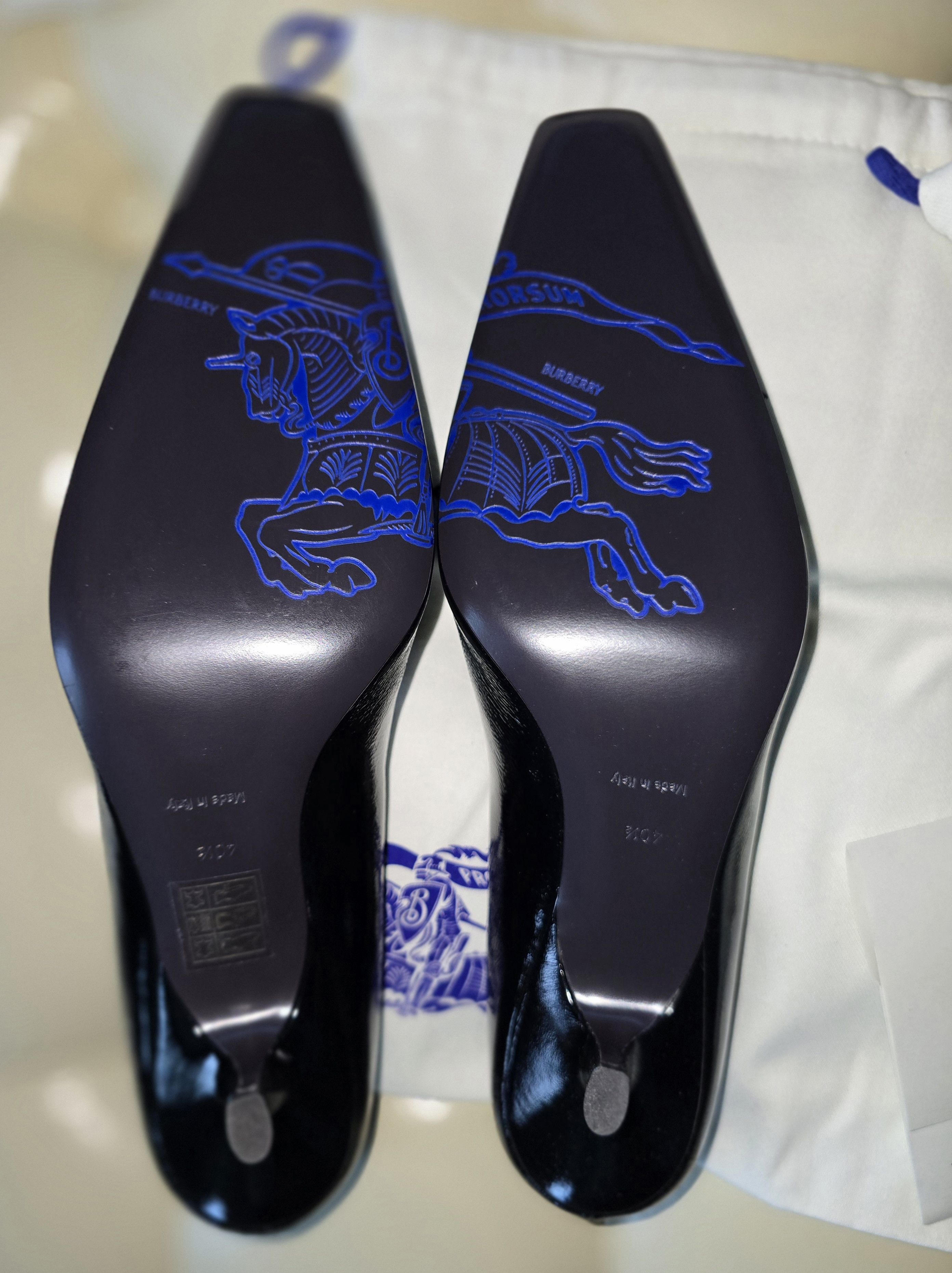 Burberry Burberry Black Leather Sovereign Court Pumps Size US 10.5 / IT 40.5 - 4 Thumbnail