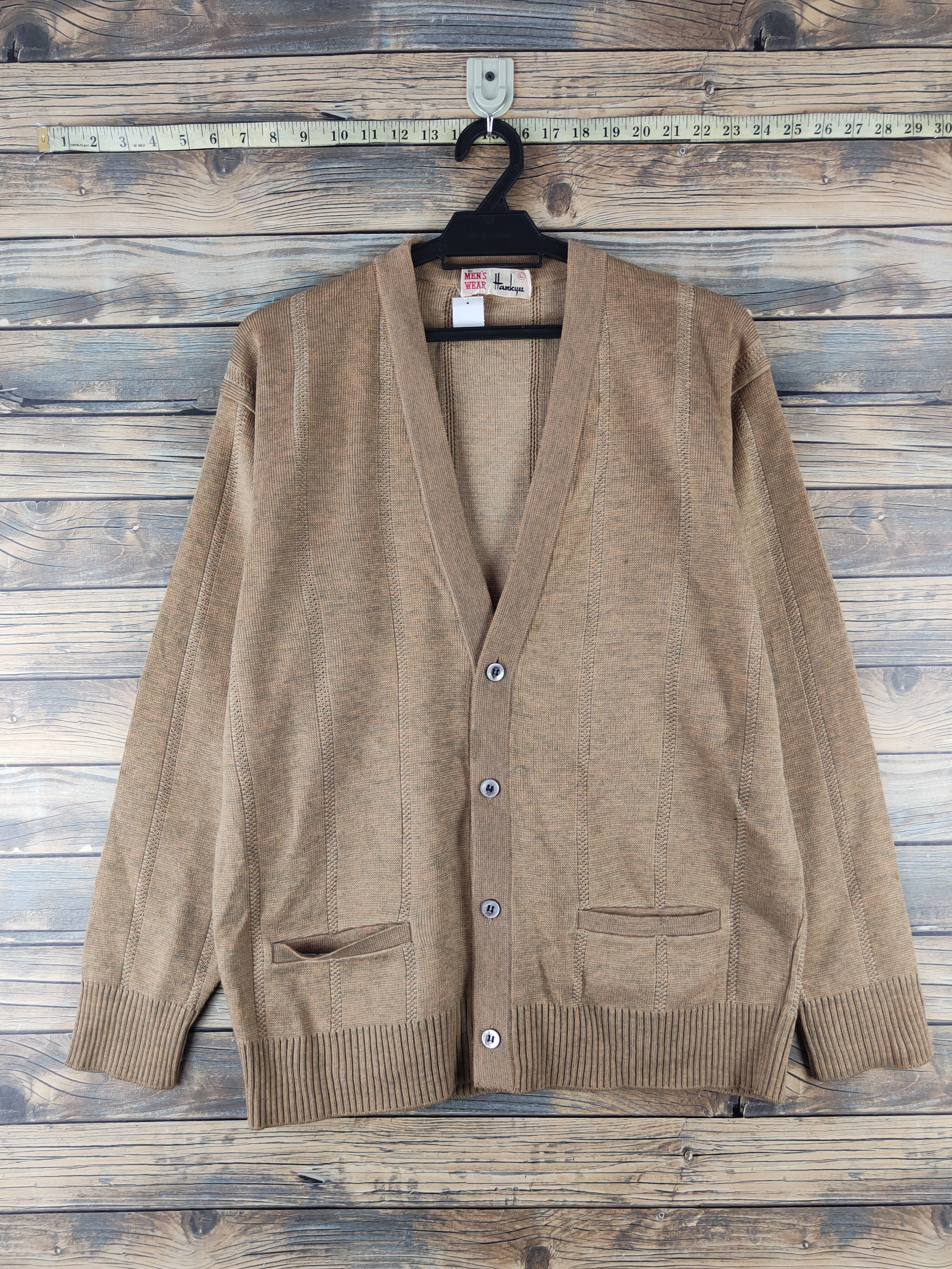 Japanese Brand DL Hankyu Beige Knitwear Cardigan #46-190 Size US L / EU 52-54 / 3 - 1 Thumbnail