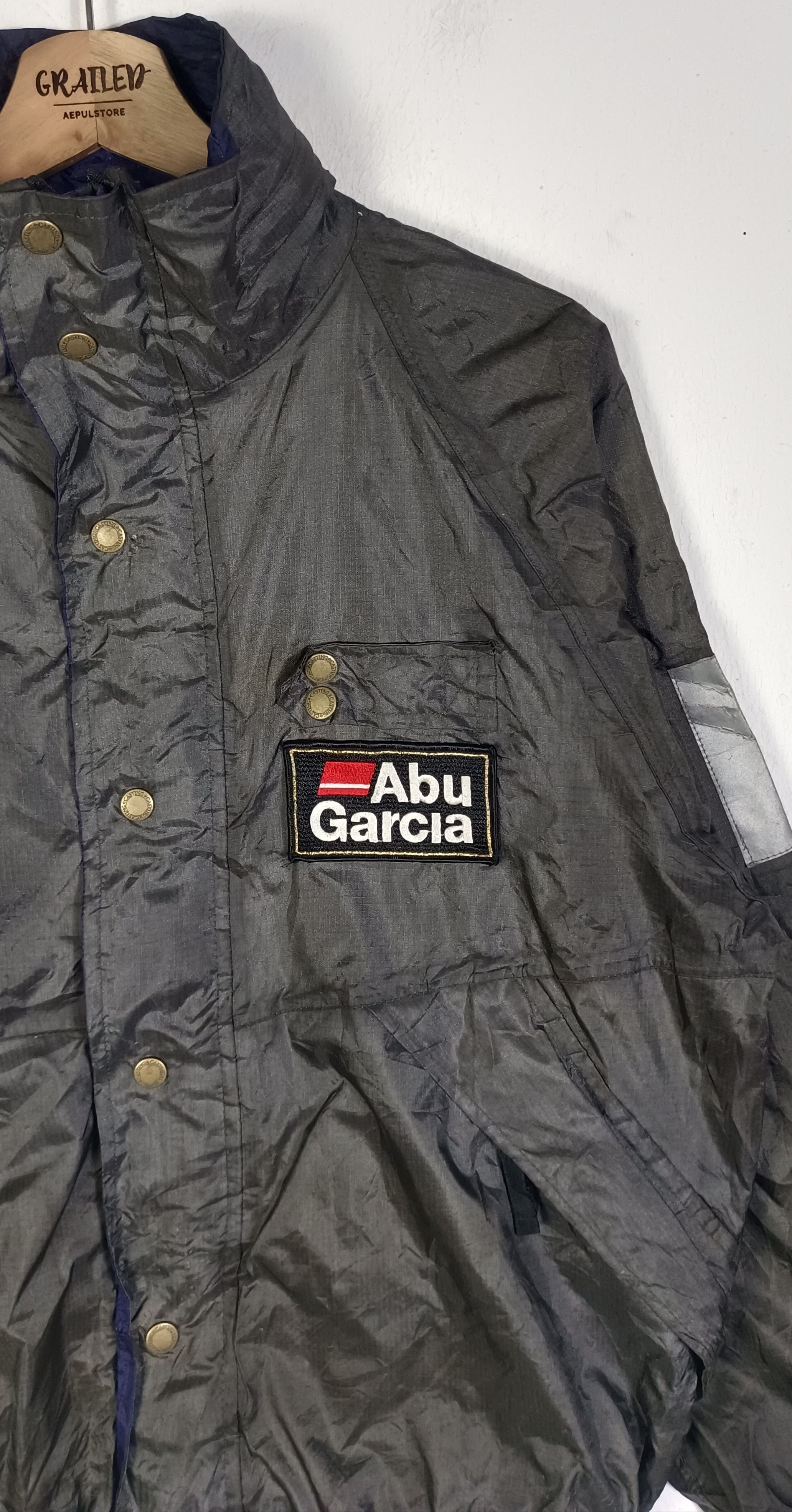DAIWA Vintage Abu Garcia Casting Bomber Jacket Size US M / EU 48-50 / 2 - 8 Thumbnail