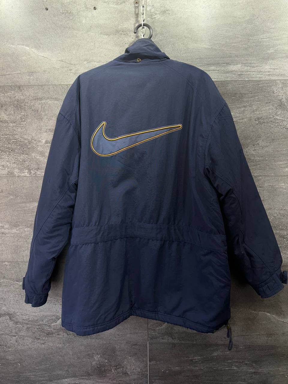 Vintage Vintage Nike Down Puffer Jacket Centr Big Logo Swoosh Drill Size US L / EU 52-54 / 3 - 1 Thumbnail