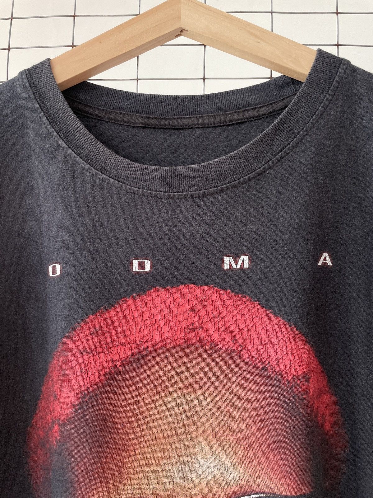 Vintage Vintage Boot Dennis Rodman 90s T-Shirt Size US L / EU 52-54 / 3 - 3 Thumbnail