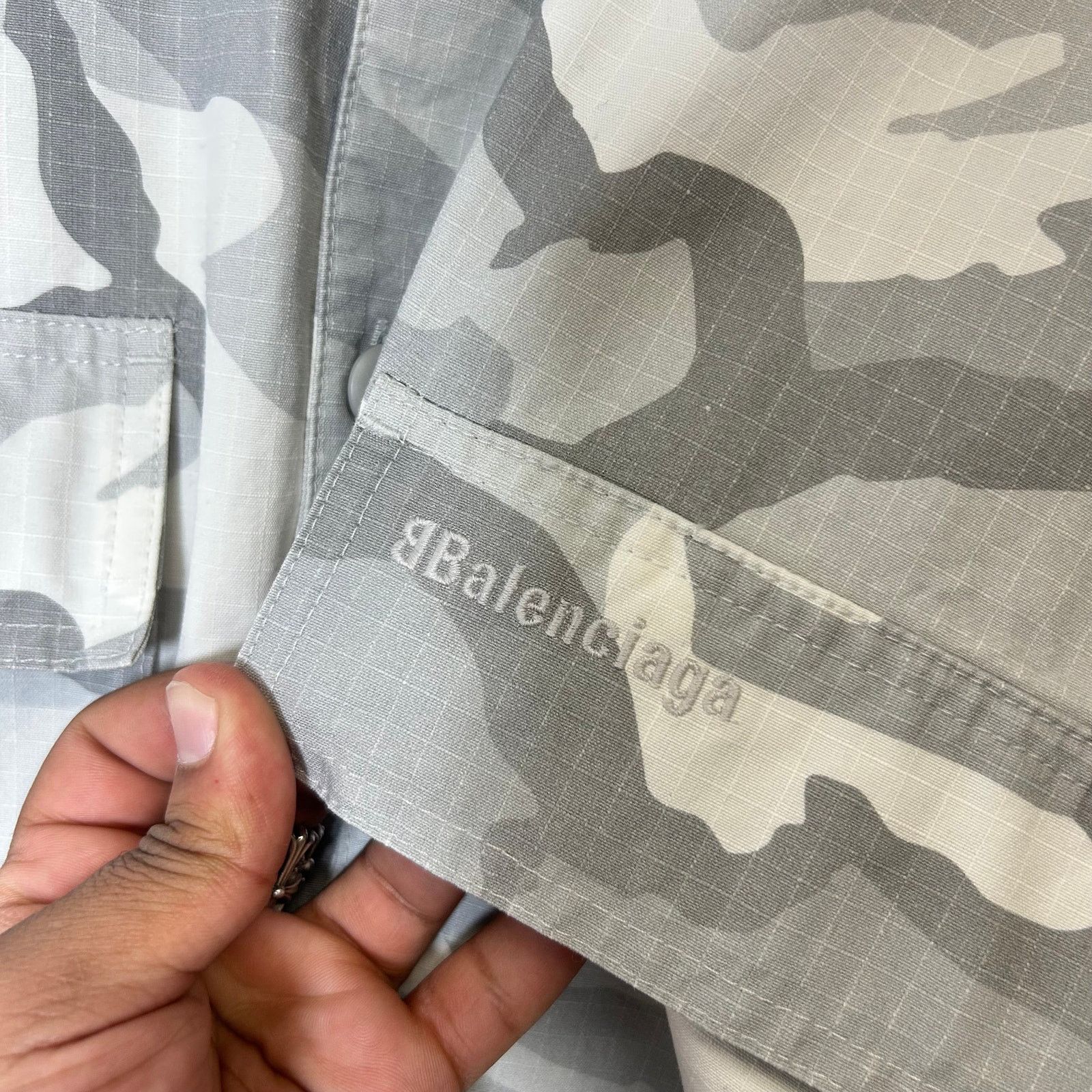 Balenciaga Balenciaga Snow Camo Oversized Jacket Size OS Size US XXL / EU 58 / 5 - 4 Thumbnail