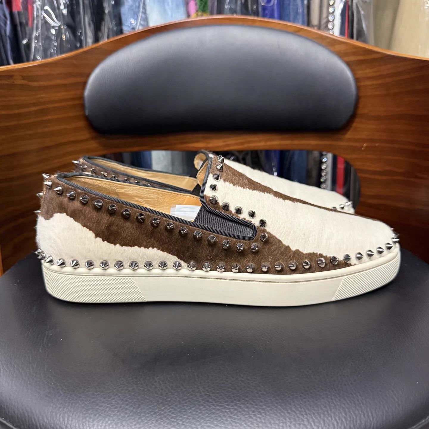 Christian Louboutin Christian Louboutin Casual Shoes K15 Size US 7.5 / EU 40-41 - 4 Thumbnail