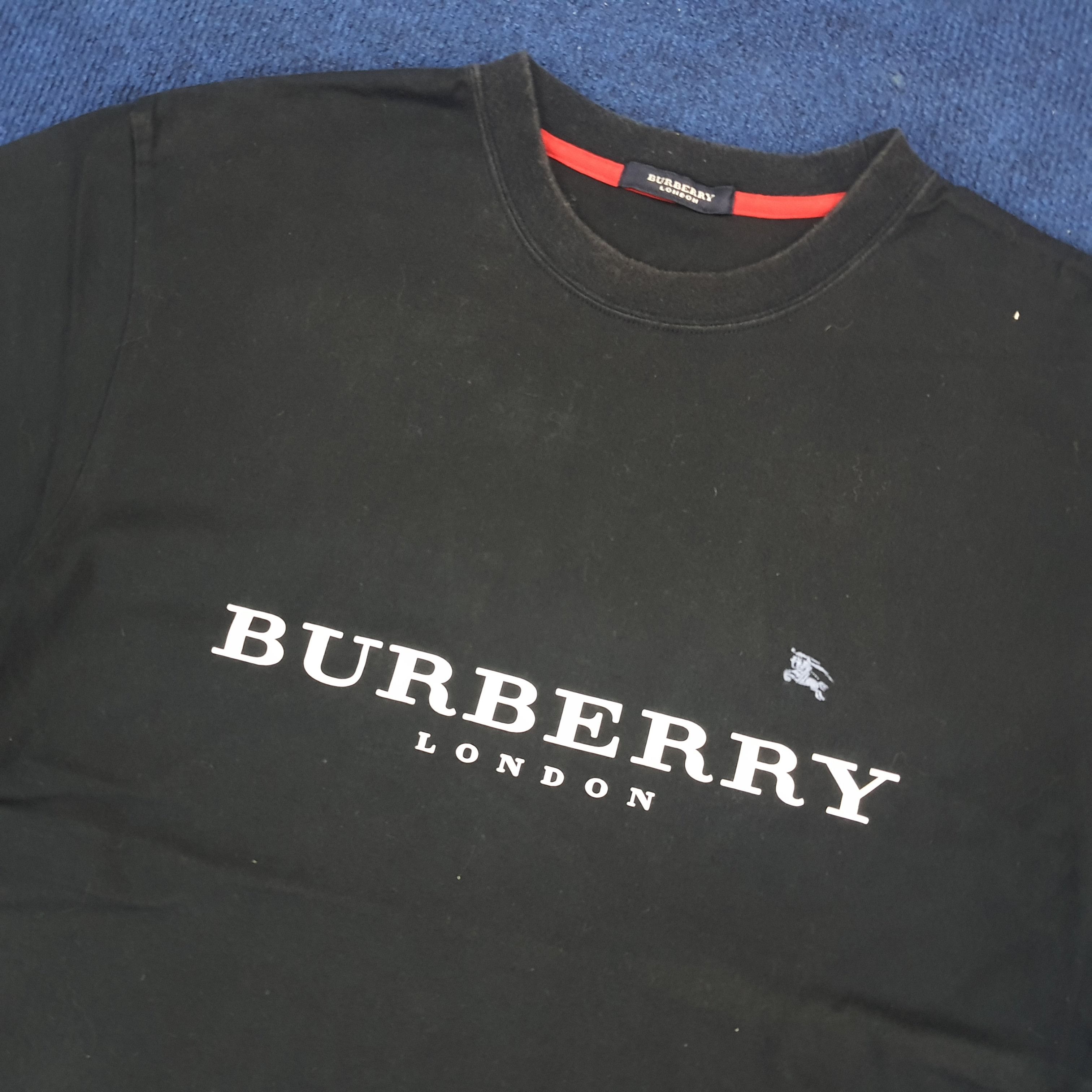 Burberry × Vintage Vintage Burberry London Spell Out T-shirt Size US M / EU 48-50 / 2 - 2 Thumbnail