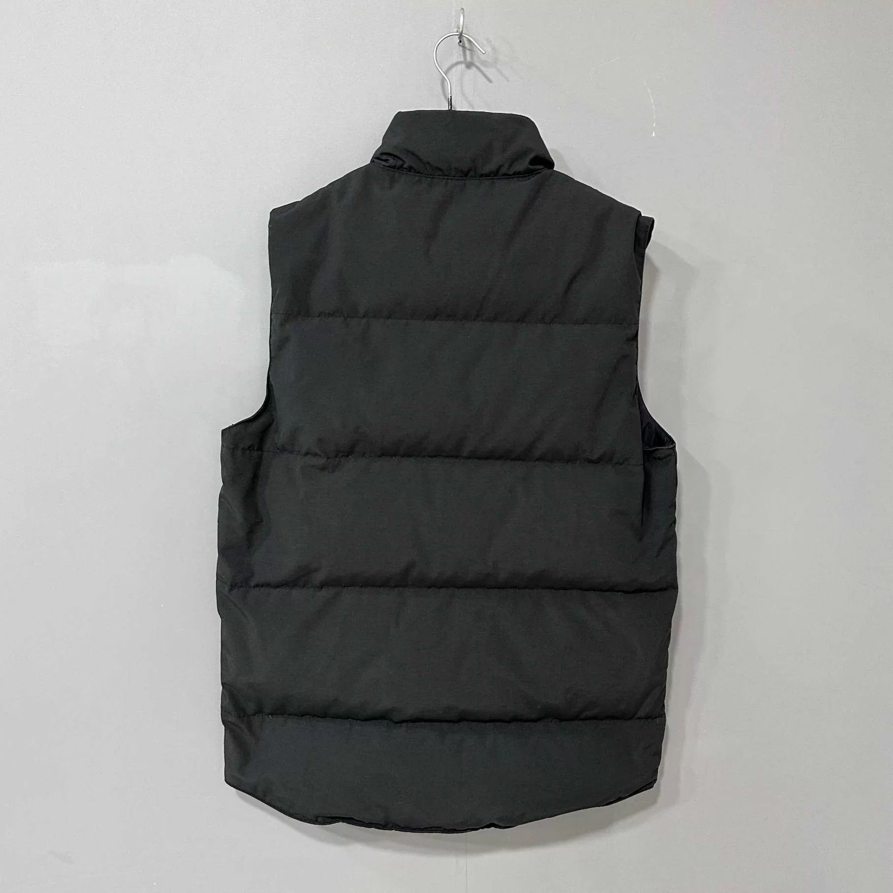 Canada Goose Canada Goose Black Logo Down Vest S Size US S / EU 44-46 / 1 - 3 Thumbnail