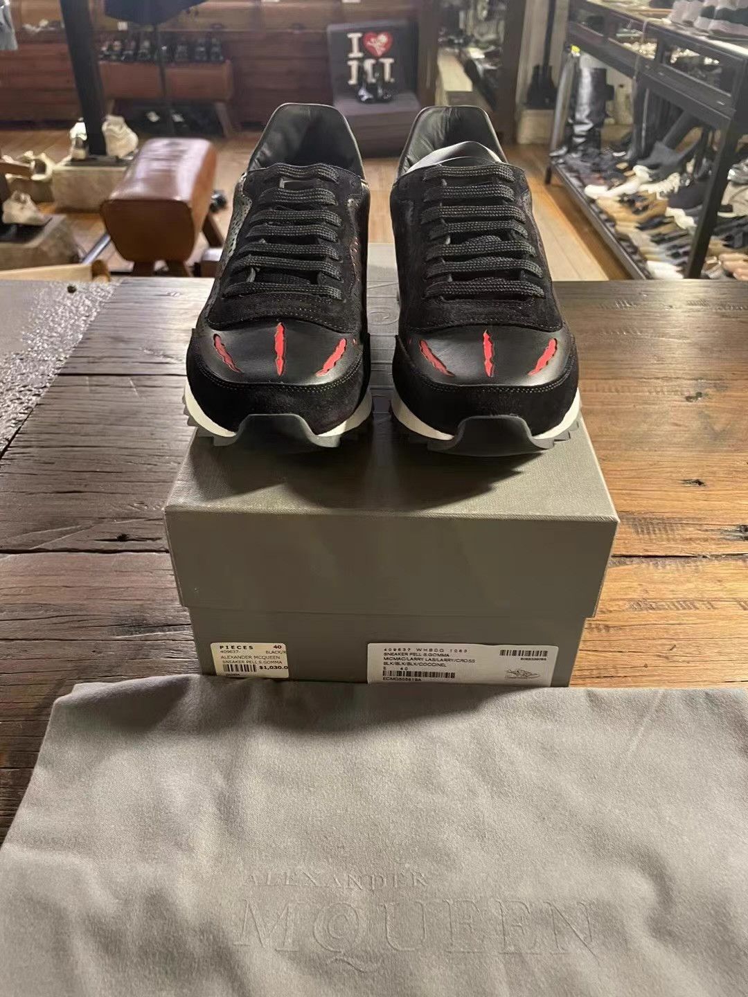 Alexander McQueen Alexander McQueen 16SS iconic men’s Claw Runner sneakers Ｑ25 Size US 7 / EU 40 - 1 Thumbnail