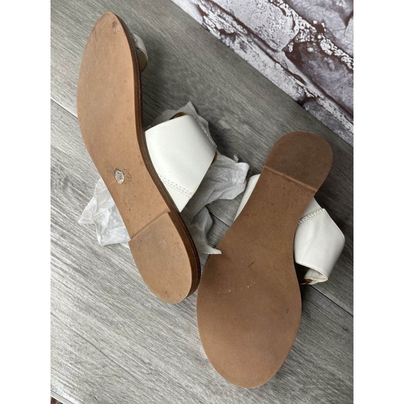 Tory Burch Tory Burch Ravello Studded White Leather Gold Rings Toe Post Size US 8 / IT 38 - 15 Thumbnail
