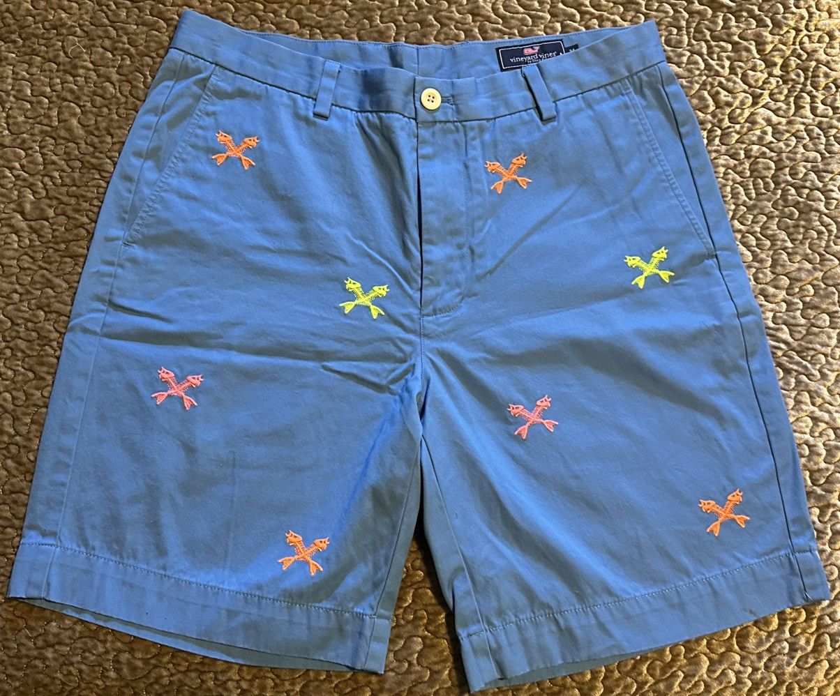Vineyard Vines Vinyard Vines Royal /Fishbone embroidered shorts Size 34 Size US 34 / EU 50 - 1 Thumbnail