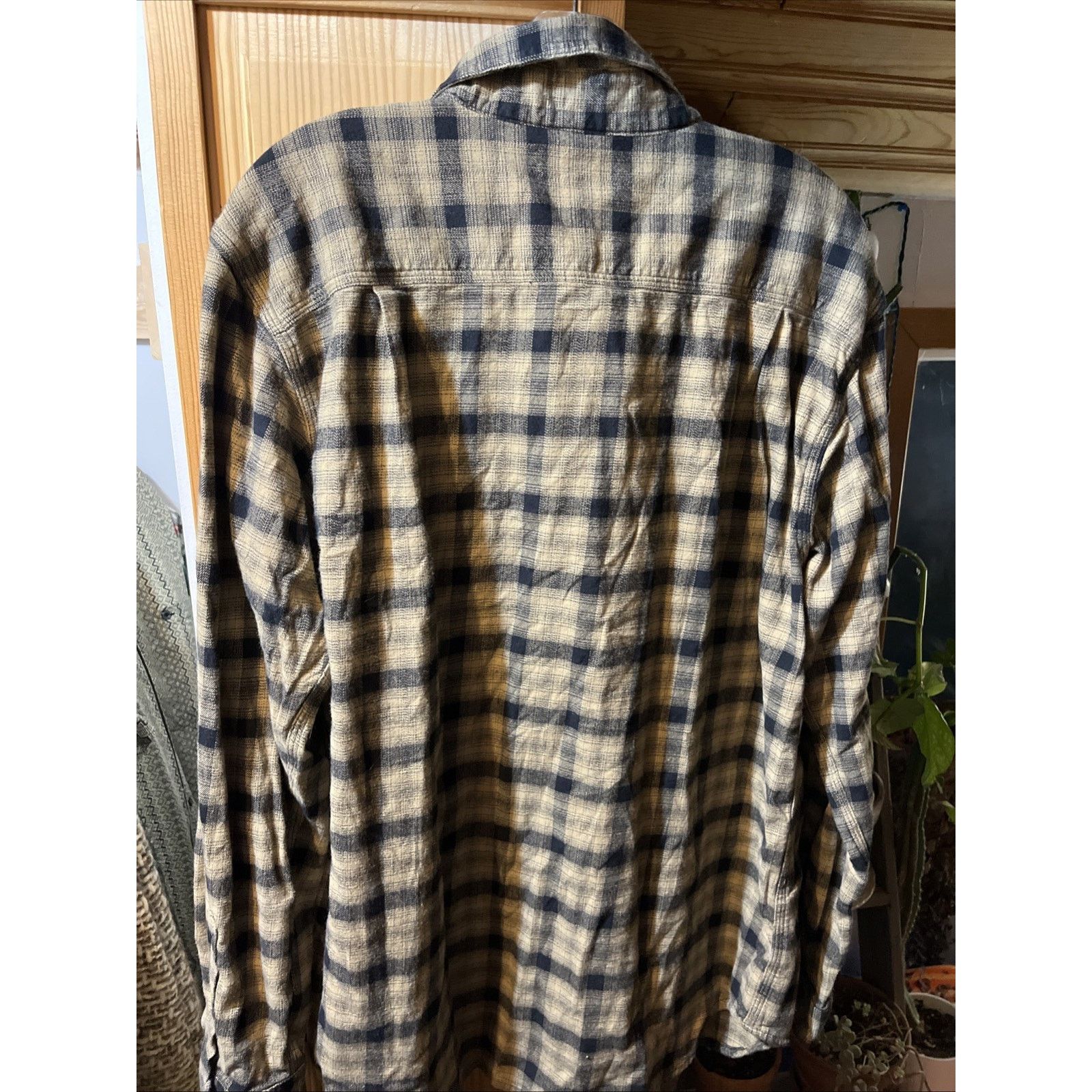 Carhartt Carhartt Shirt Mens L Brown Plaid Outdoor Relaxed Fit Button Size US L / EU 52-54 / 3 - 11 Thumbnail