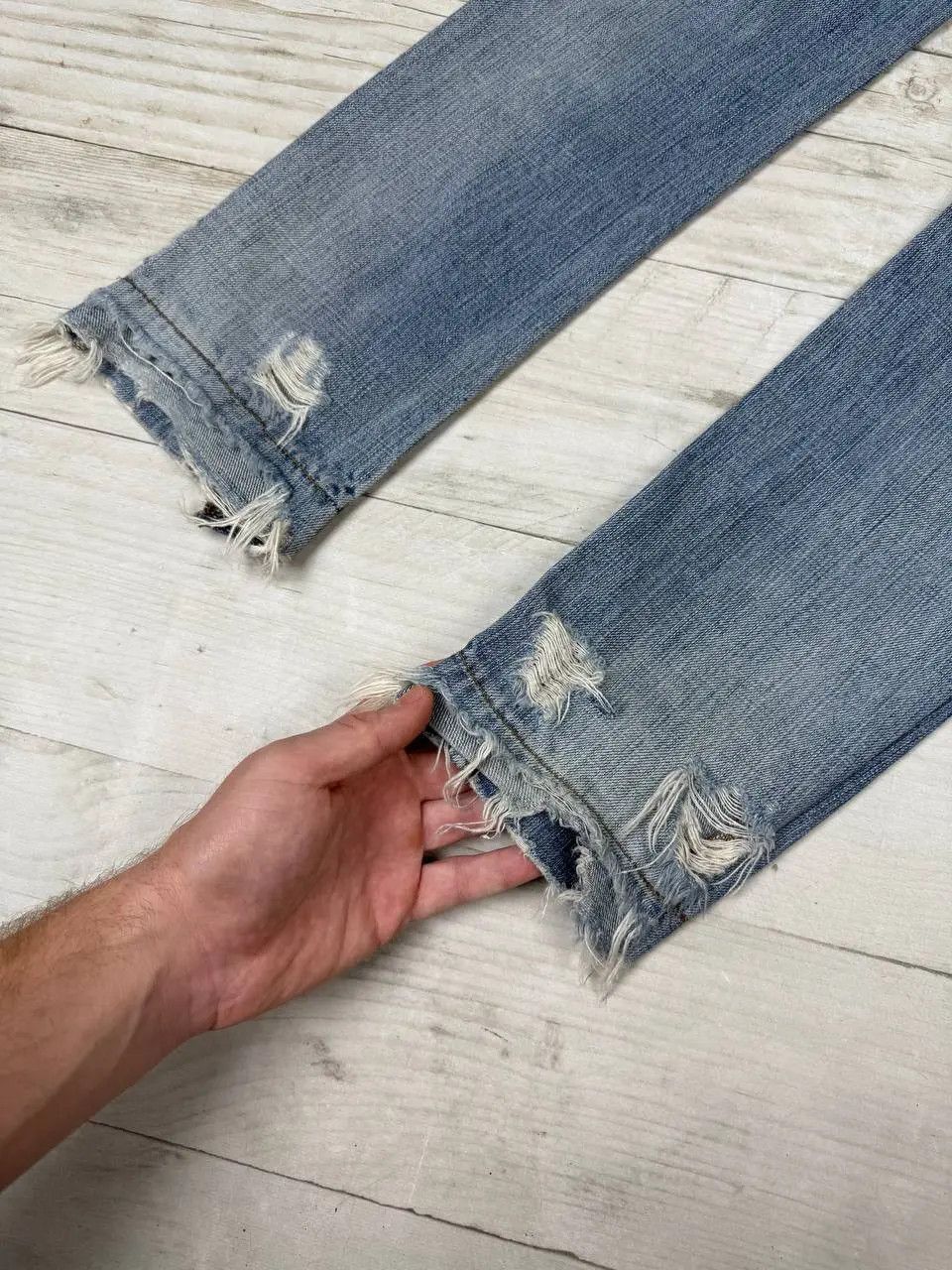Dolce & Gabbana Vintage Dolce Gabbana Faded Distressed Denim Jeans Big Logo Size US 34 / EU 50 - 2 Thumbnail