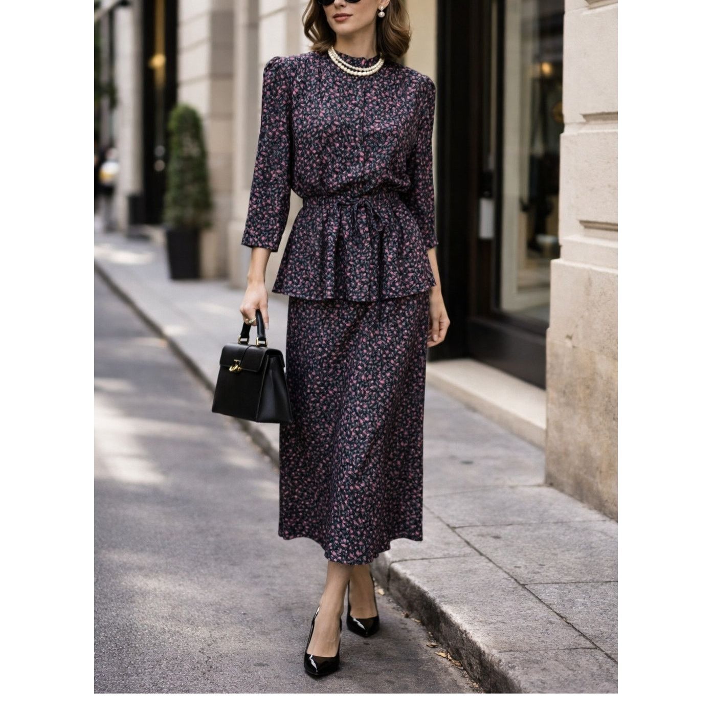 Vintage Vintage ditzy floral peplum secretary dress S-M-L Size M / US 6-8 / IT 42-44 - 1 Thumbnail