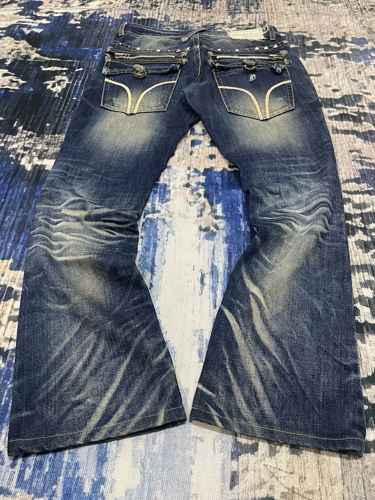 Hysteric Glamour 🇯🇵 LOLITA concert club catclaws distressed flare exotic denim Size 31" - 2 Thumbnail
