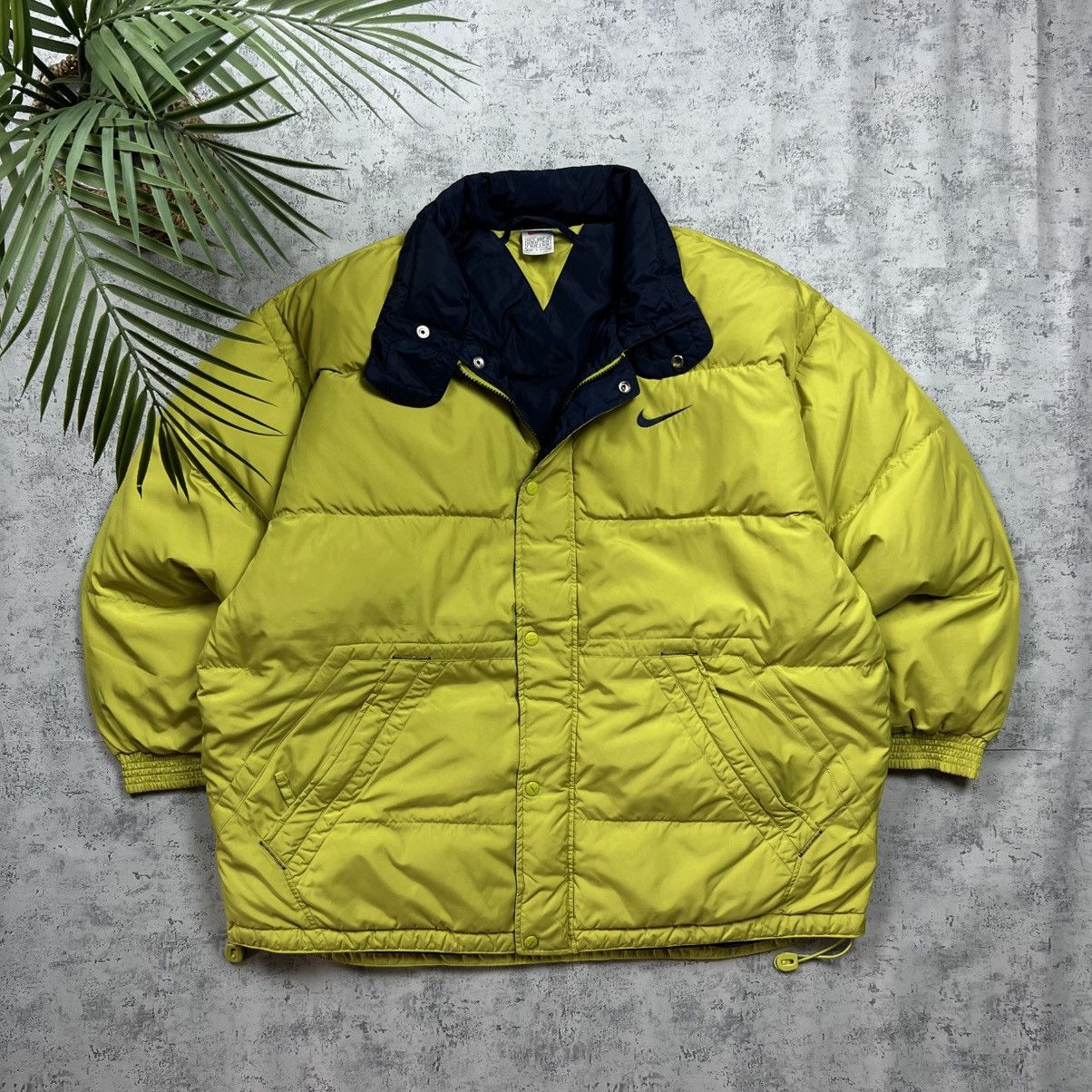 Nike 90s NIKE BIG SWOOSH VINTAGE Y2K OVERSIZED PUFFER DOWN JACKET Size US XL / EU 56 / 4 - 2 Thumbnail