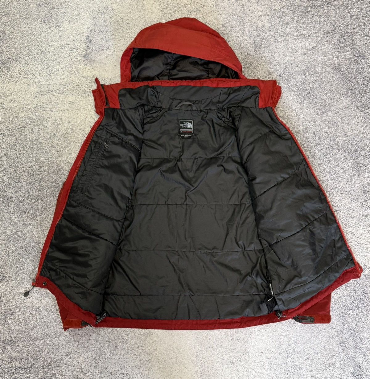 The North Face The North Face Summit Series HyVent Alpha Primaloft Jacket L Size US L / EU 52-54 / 3 - 5 Thumbnail