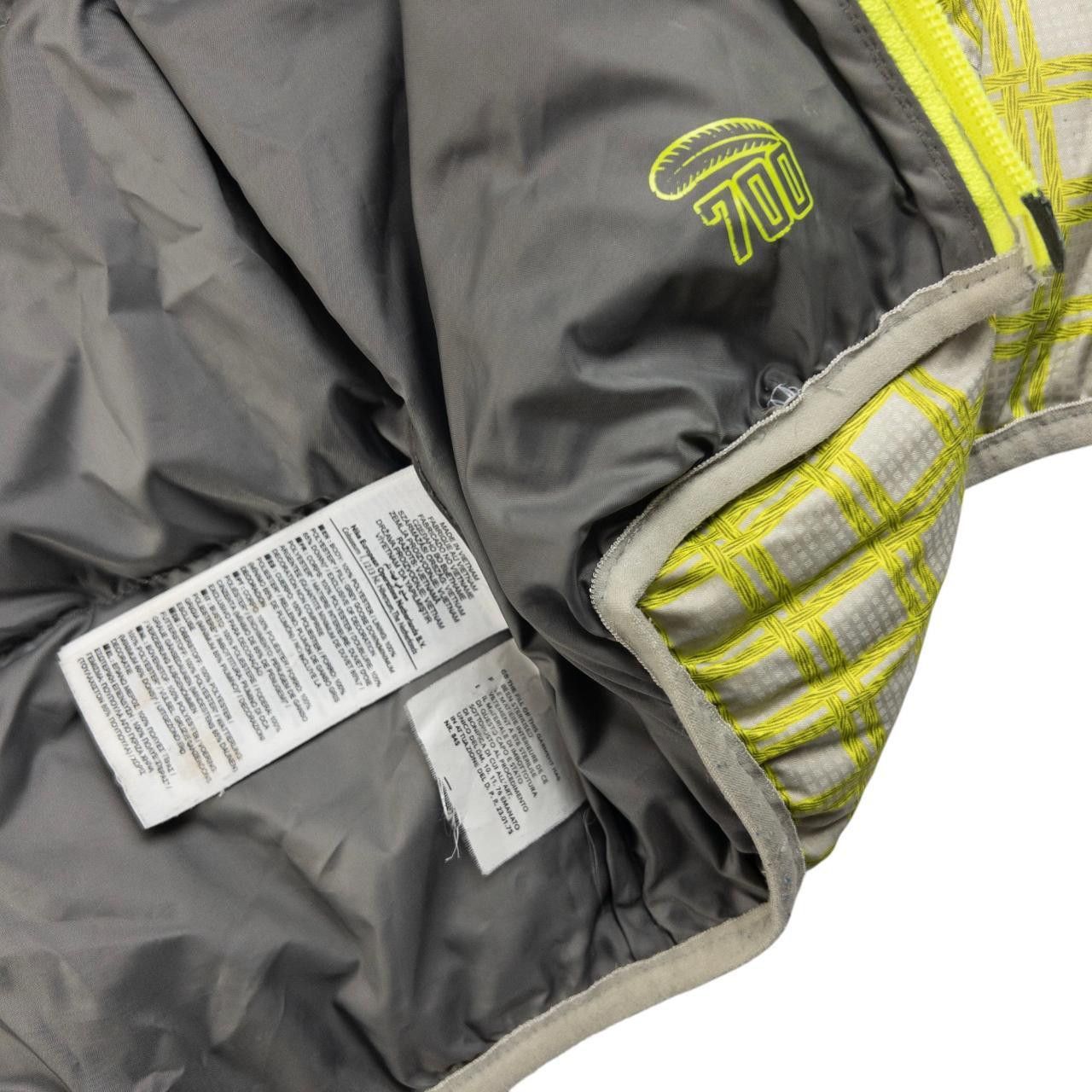 Nike Vintage Nike Checkered Zip Up Puffer Jacket Size S Size US S / EU 44-46 / 1 - 6 Thumbnail