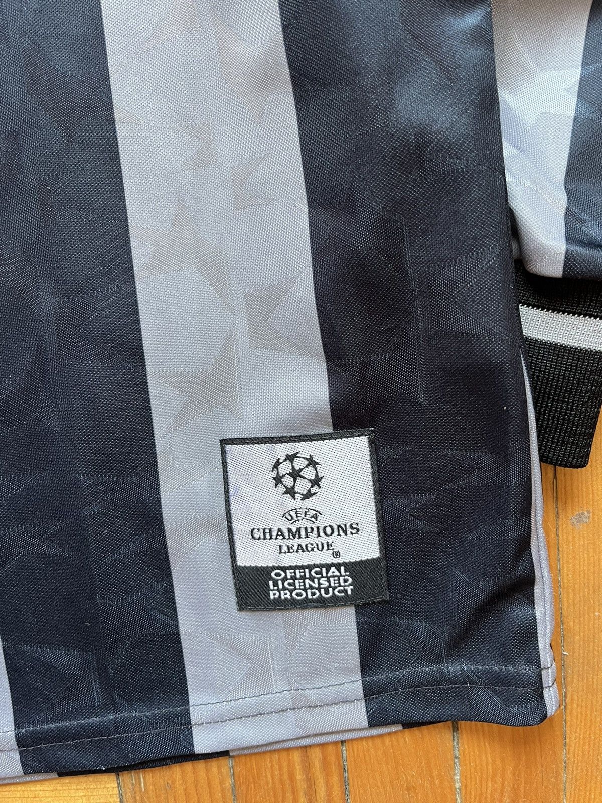 Nutmeg × Vintage Vintage UEFA CHAMPIONS LEAGUE 1990's Soccer Jersey By Nutmeg Size US M / EU 48-50 / 2 - 6 Thumbnail