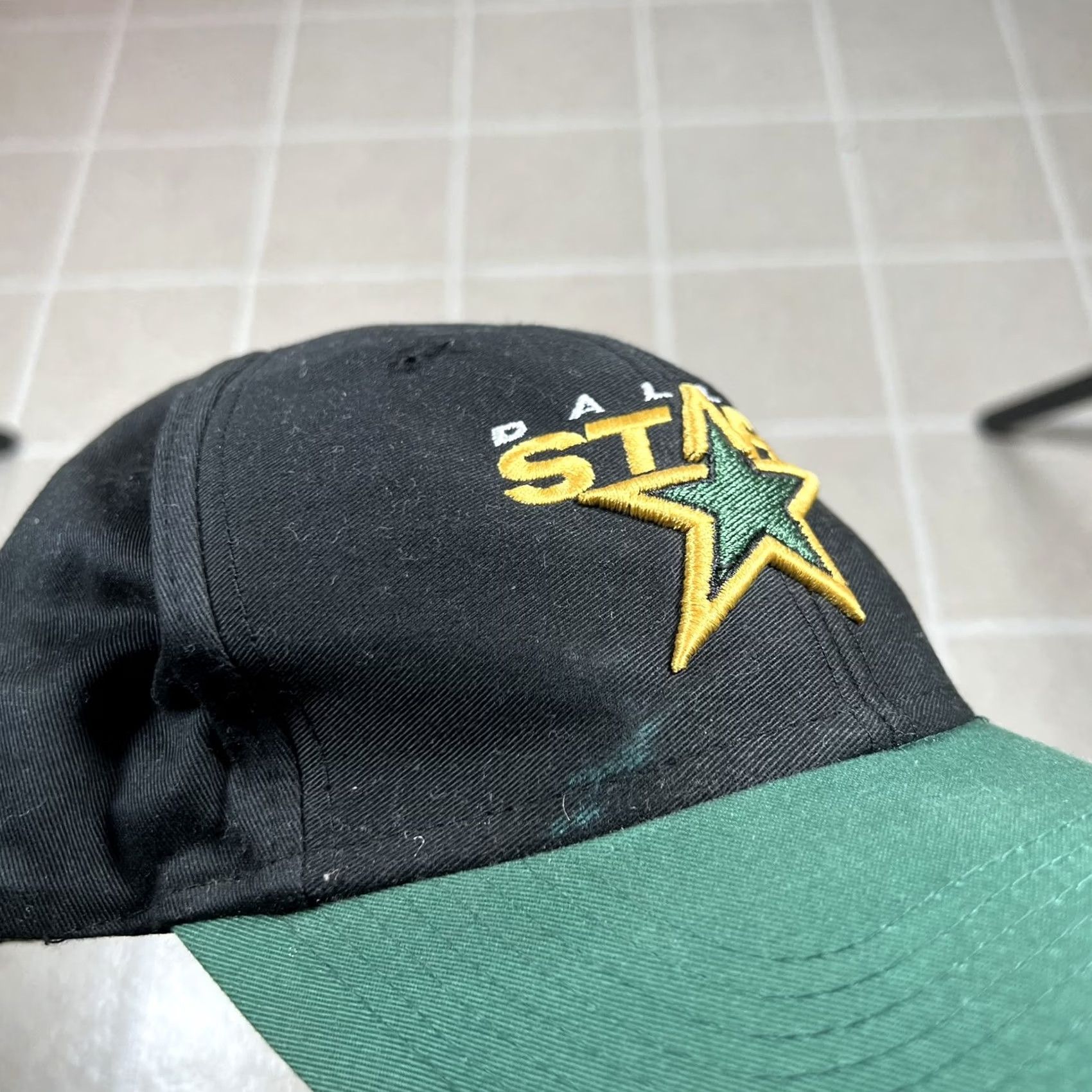Reebok VINTAGE Dallas Stars Reebok CCM Black Snapback Hat One Size Men Black 90s NHL Hockey Strapback Stars Mens Size ONE SIZE - 5 Thumbnail