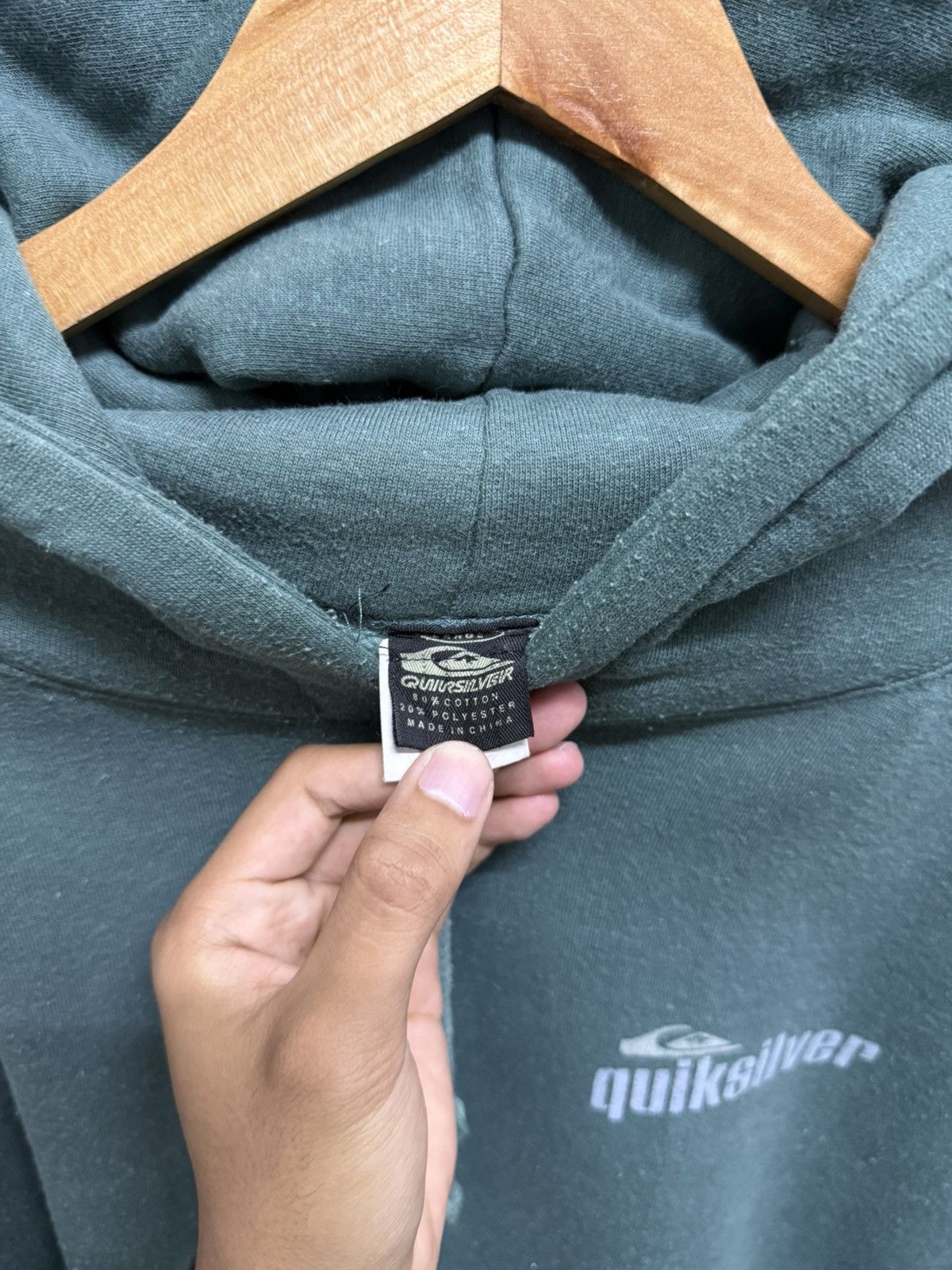 Quiksilver Vintage 90s Quiksilver Big Spell Out Sage Green Hoodie Size US L / EU 52-54 / 3 - 5 Thumbnail