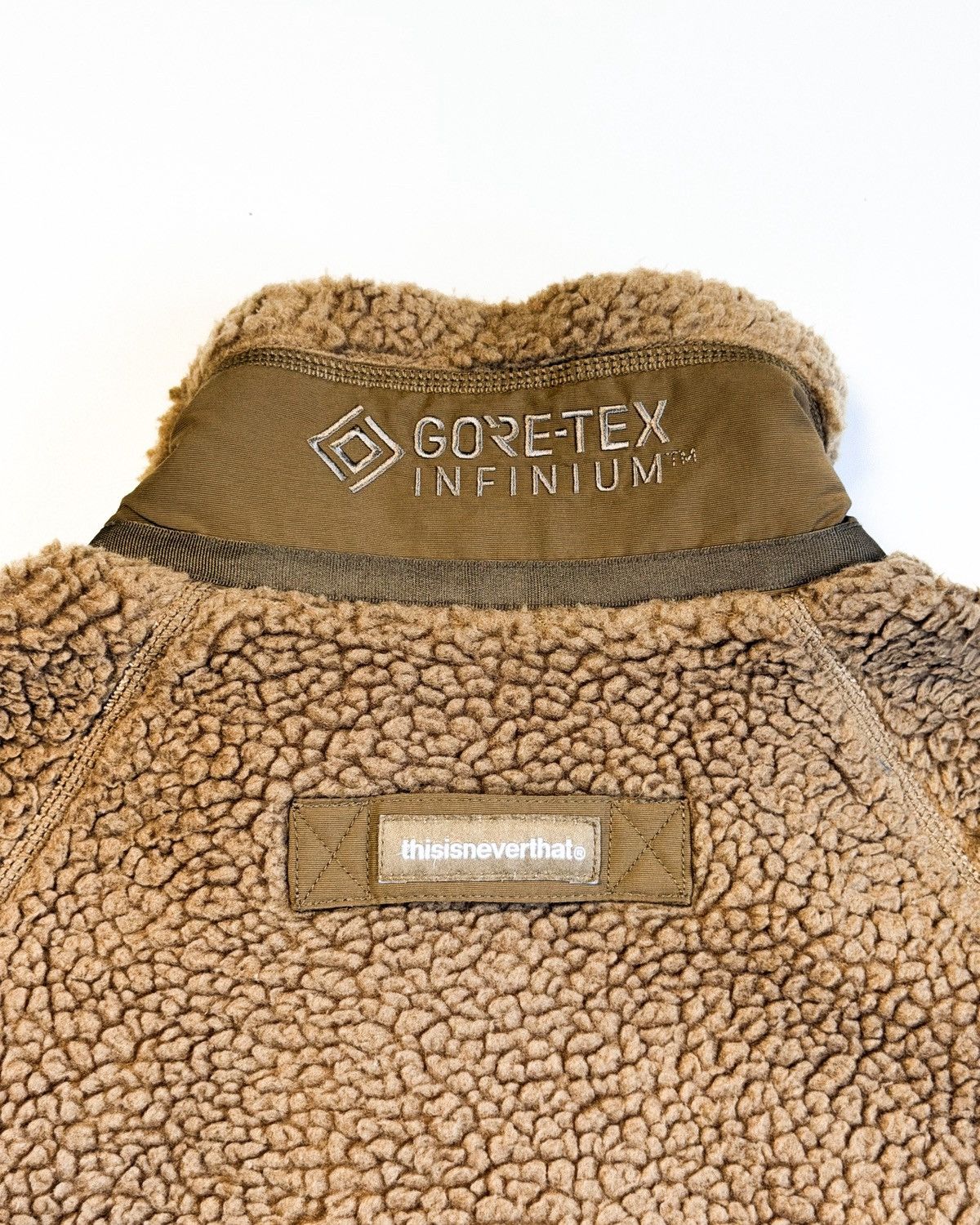 thisisneverthat Thisnaverthat Gore-Tex INFINIUM™ Sherpa Fleece Jacket Size US M / EU 48-50 / 2 - 9 Thumbnail