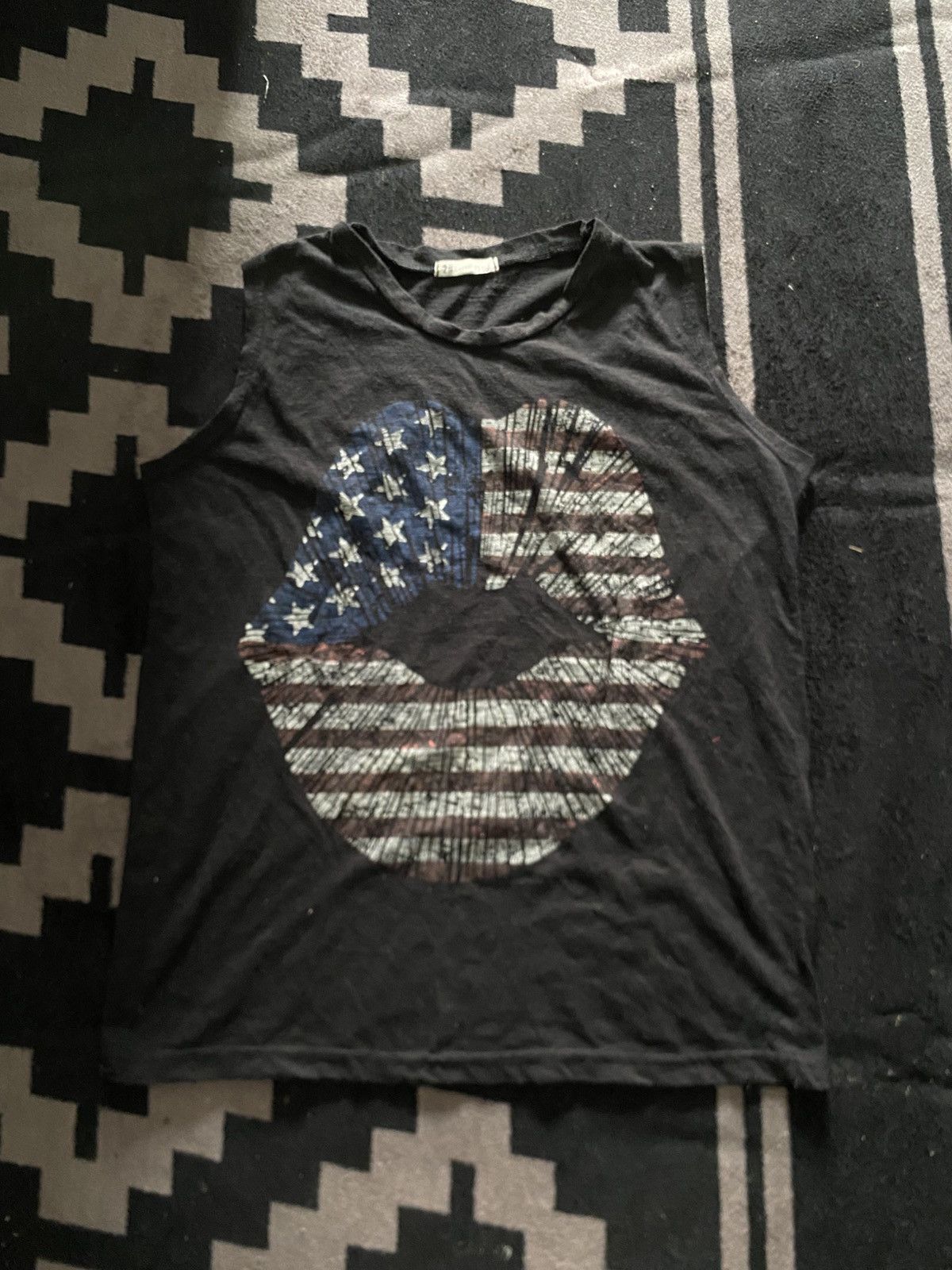 If Six Was Nine × Japanese Brand × Le Grande Bleu (L.G.B.) urban style american lips punk sleeveless tshirt Size US M / EU 48-50 / 2 - 1 Thumbnail