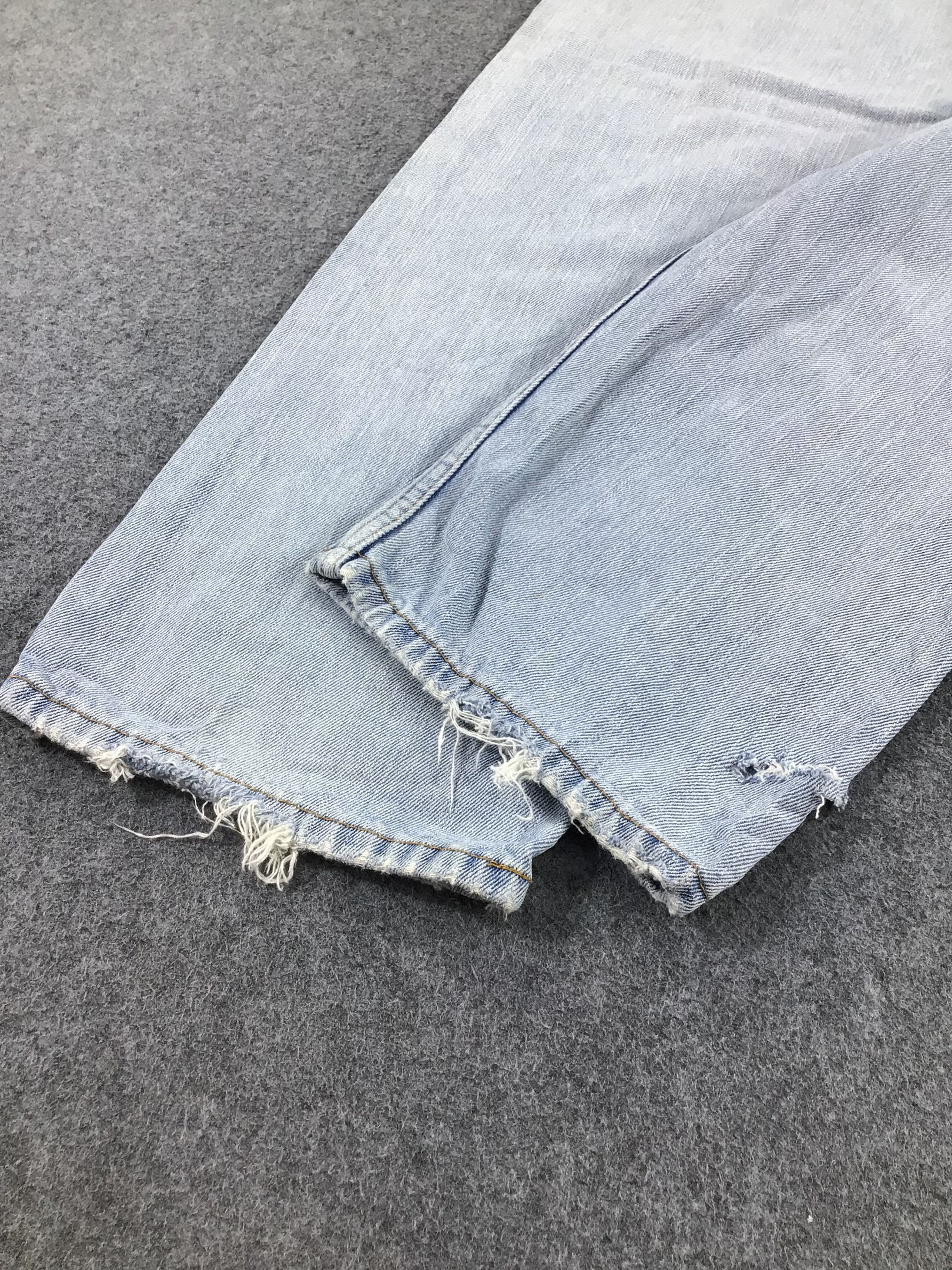 Levi's Vintage Levis 505 Jeans-J888 Size US 41 - 6 Thumbnail