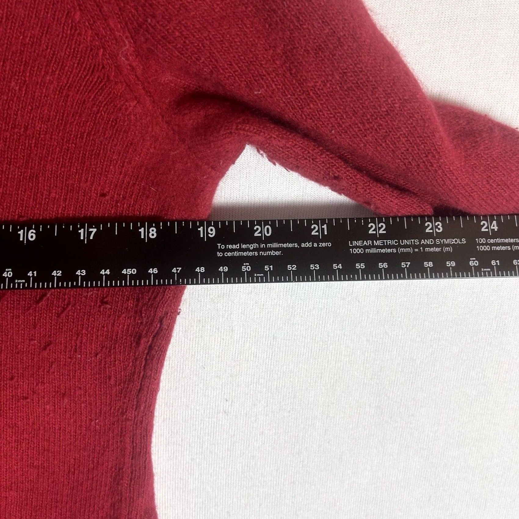 Banana Republic Banana Republic Womens Small V-Neck Sweater Wool Angora Rabbit Hair Long Sleeve Red Solid Pullover Knit Women S Lightweight All Seasons Size S / US 4 / IT 40 - 7 Thumbnail