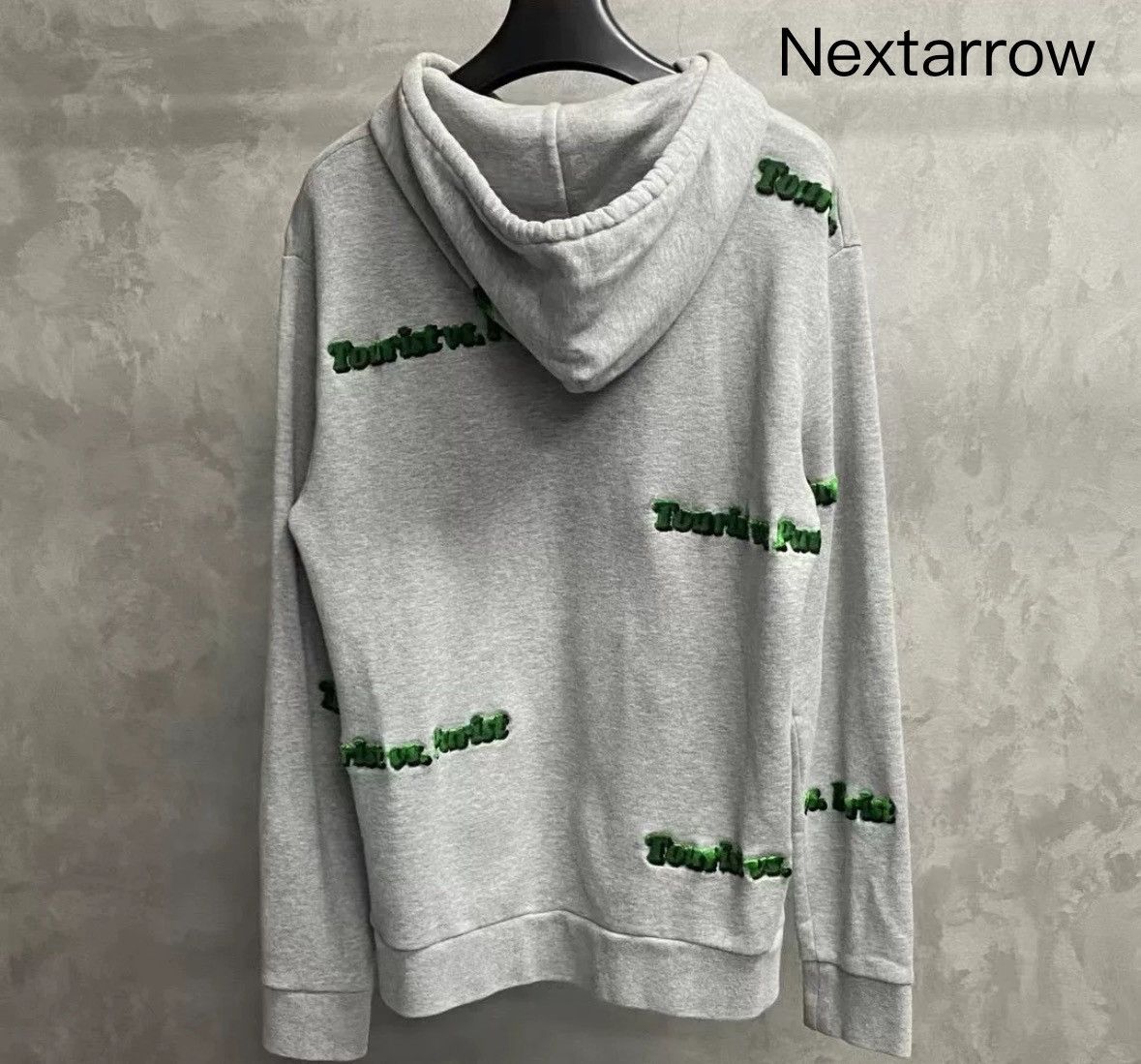 Louis Vuitton Louis Vuitton's latest gray green plush pattern logo hoodie Size US XXL / EU 58 / 5 - 2 Thumbnail