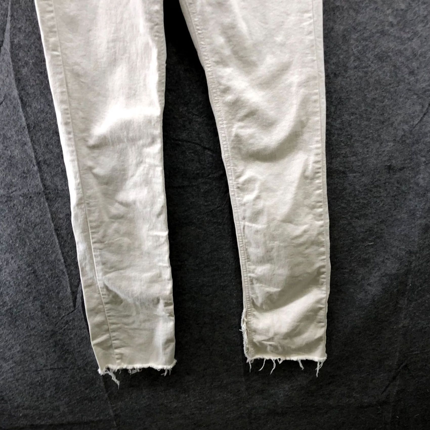 Zara Zara High Rise Straight Jeans Womens 0 Ivory White Split Hem Frayed Jeans Size 25" / US 0 / IT 36 - 4 Thumbnail