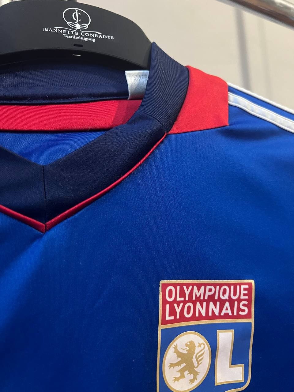 Adidas OLYMPIQUE LYONNAIS LYON FRANCE TRAINING SOCCER JERSEY SHIRT Size US S / EU 44-46 / 1 - 6 Thumbnail